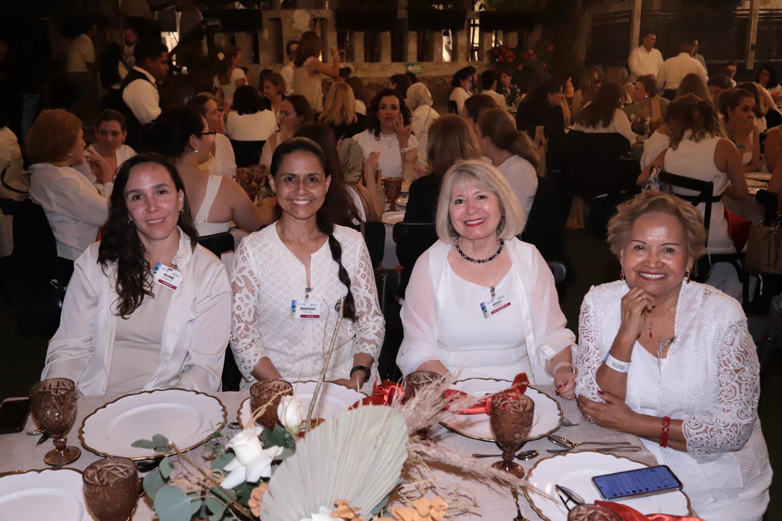 $!Aline Silerio, Brenda Barragán, Rosa María Dorantes y Elvia Ángeles Pérez.