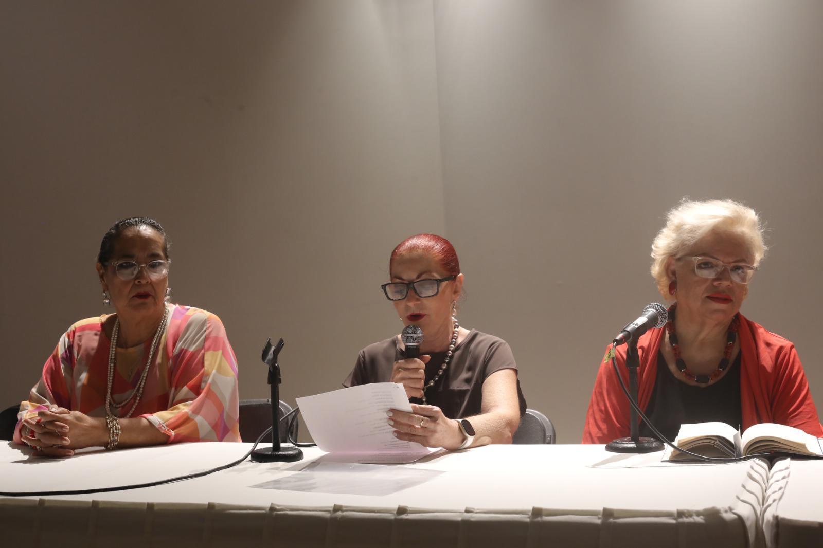 $!María Muñiz, Gloria López Gavito y Julieta Montero.