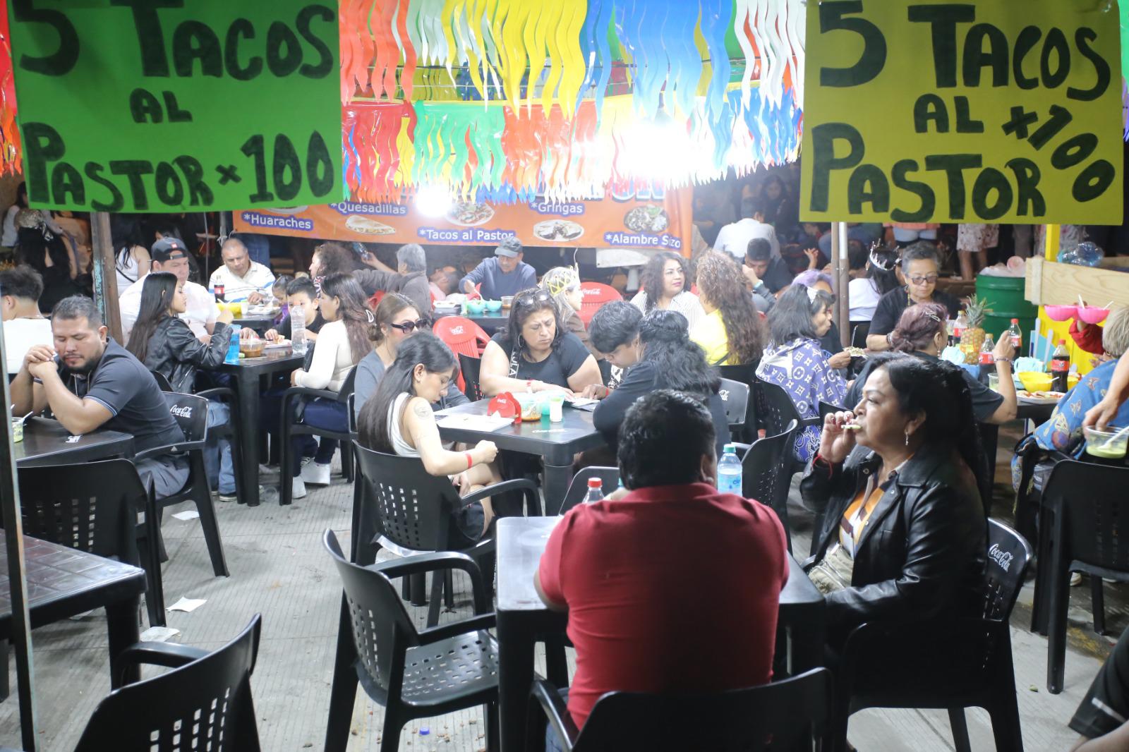 $!Más de 95 mil personas asistieron al Combate Naval en el Carnaval de Mazatlán 2026