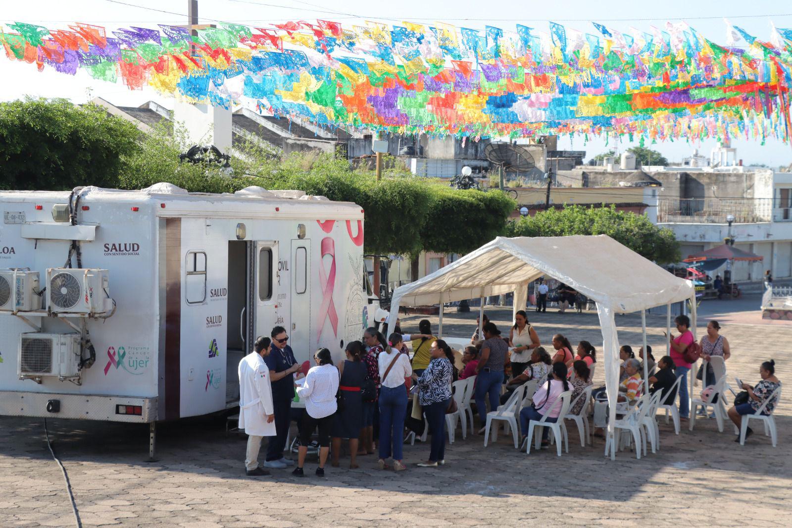 $!Atiende Unidad Móvil de la Mujer a rosarenses en el marco de la lucha contra el Cáncer de Mama