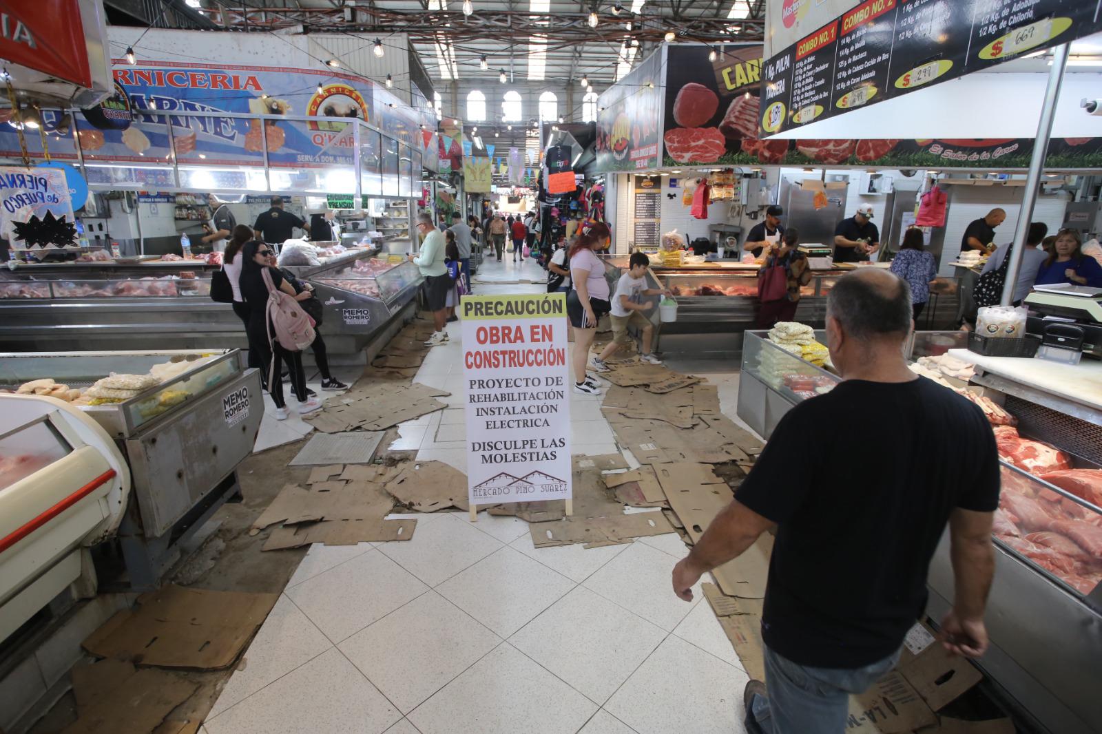 $!Descartan riesgos en obras al interior del Mercado Pino Suárez, en Mazatlán
