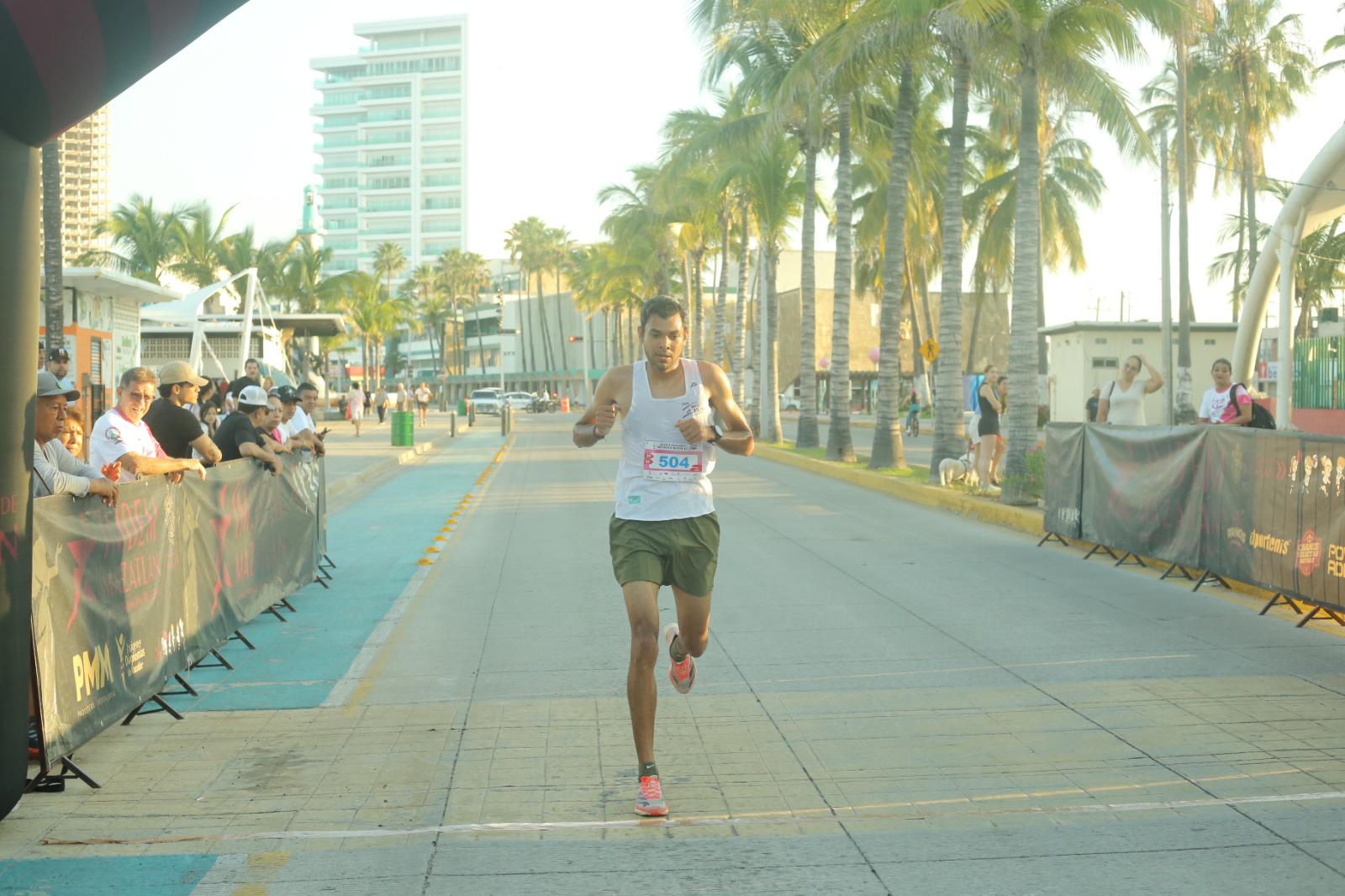 $!Dinastía Labrador domina la Carrera Lazos de Vida en Mazatlán