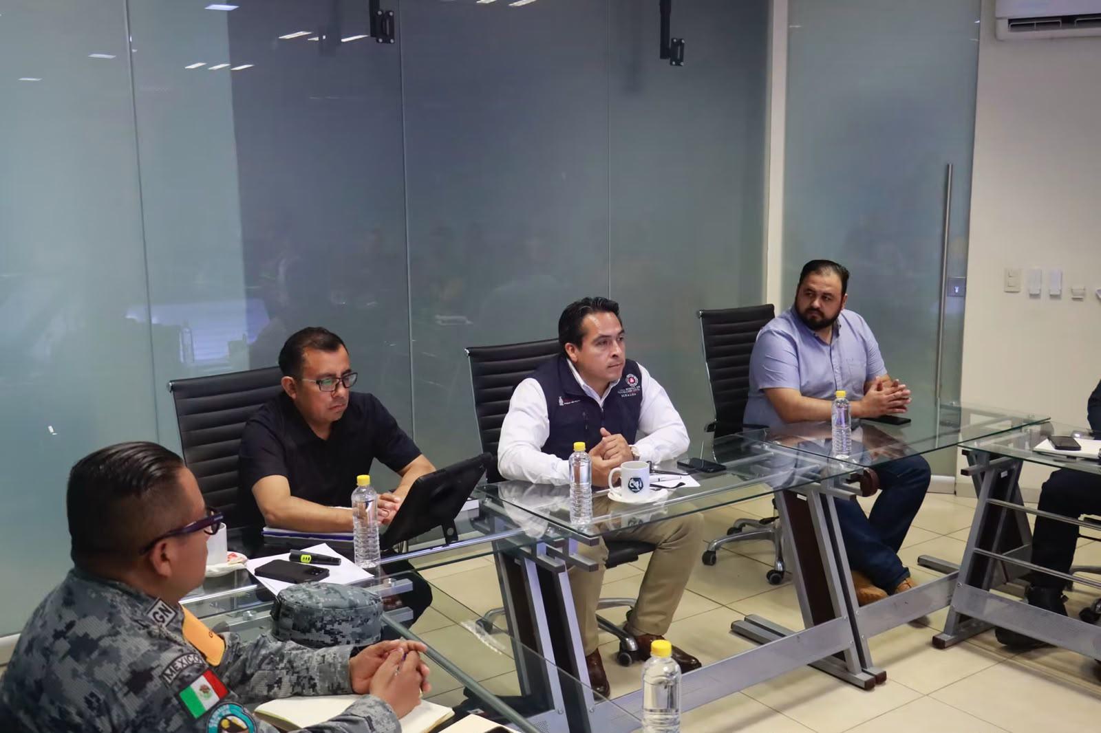 $!Instala Protección Civil centro de operaciones en Sinaloa ante el Huracán Simon