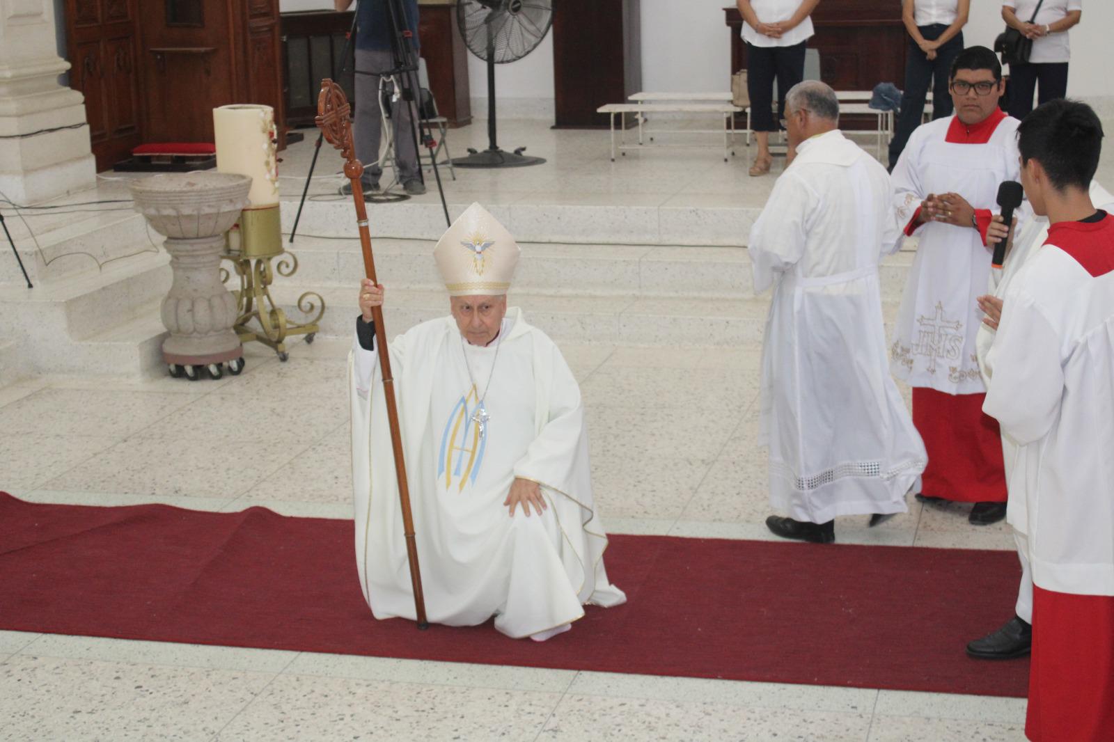 $!Obispo de Mazatlán llama en Rosario a un ayuno de respeto y misericordia durante la Cuaresma