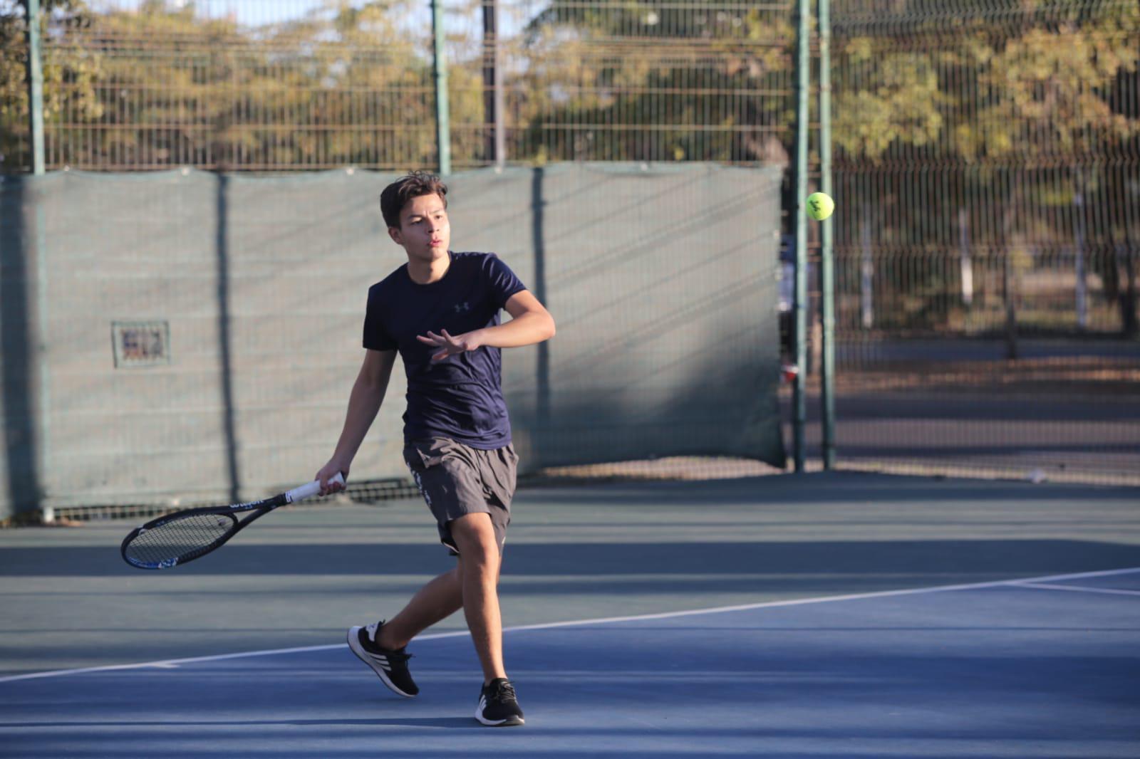 $!Avanzan tenistas a las finales en el Torneo Grand Slam Garley