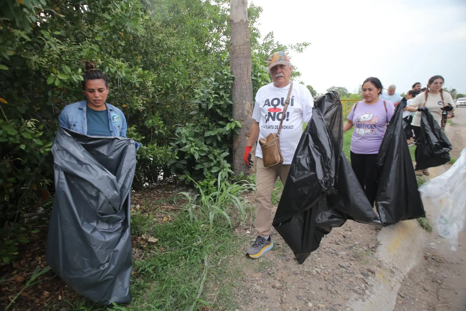 $!Unen esfuerzos colectivos ambientalistas para limpiar y conservar el Arroyo Jabalines