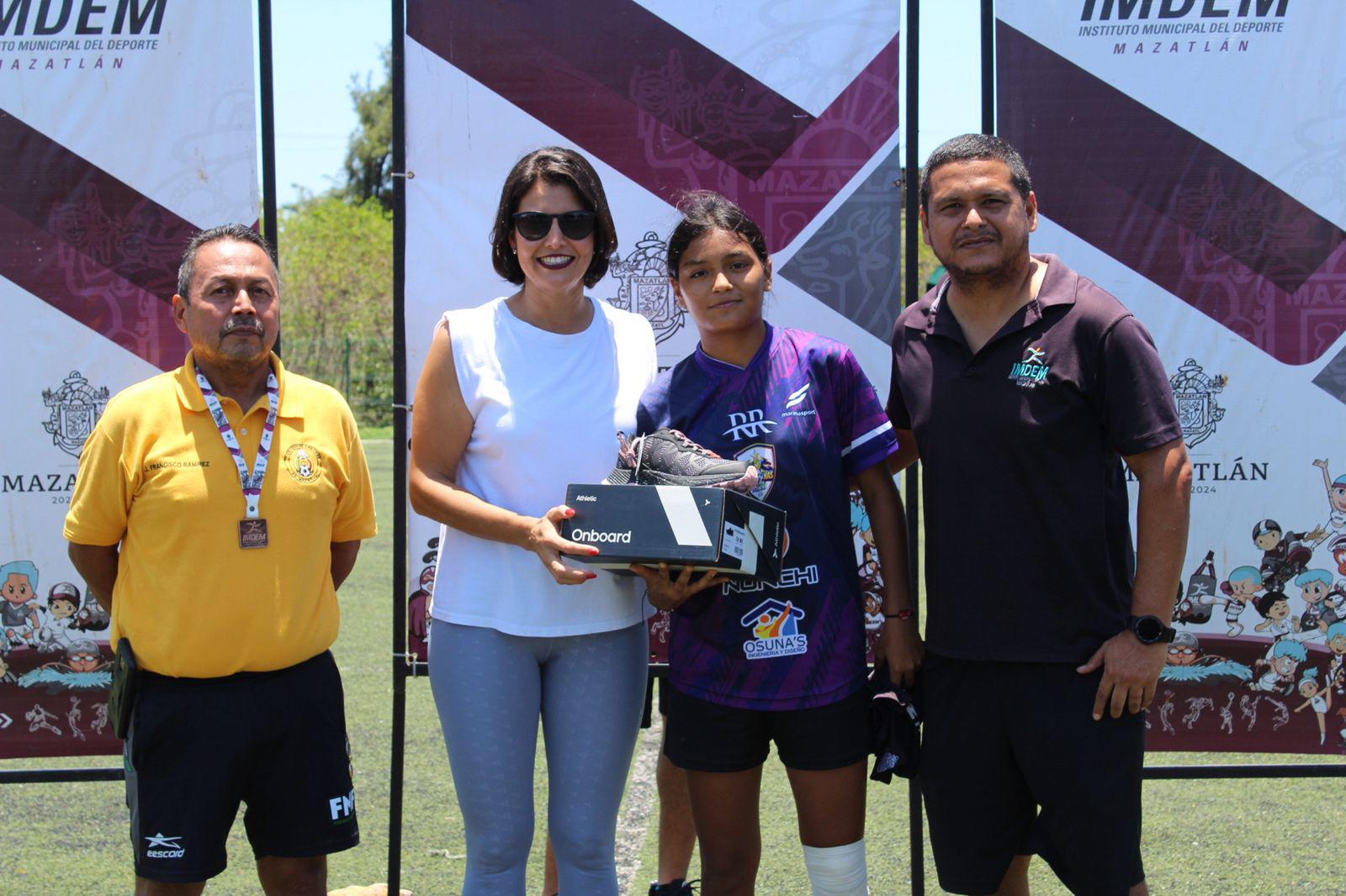 $!Rugido triunfal en la final de la Liga Juvenil de Futbol Femenil