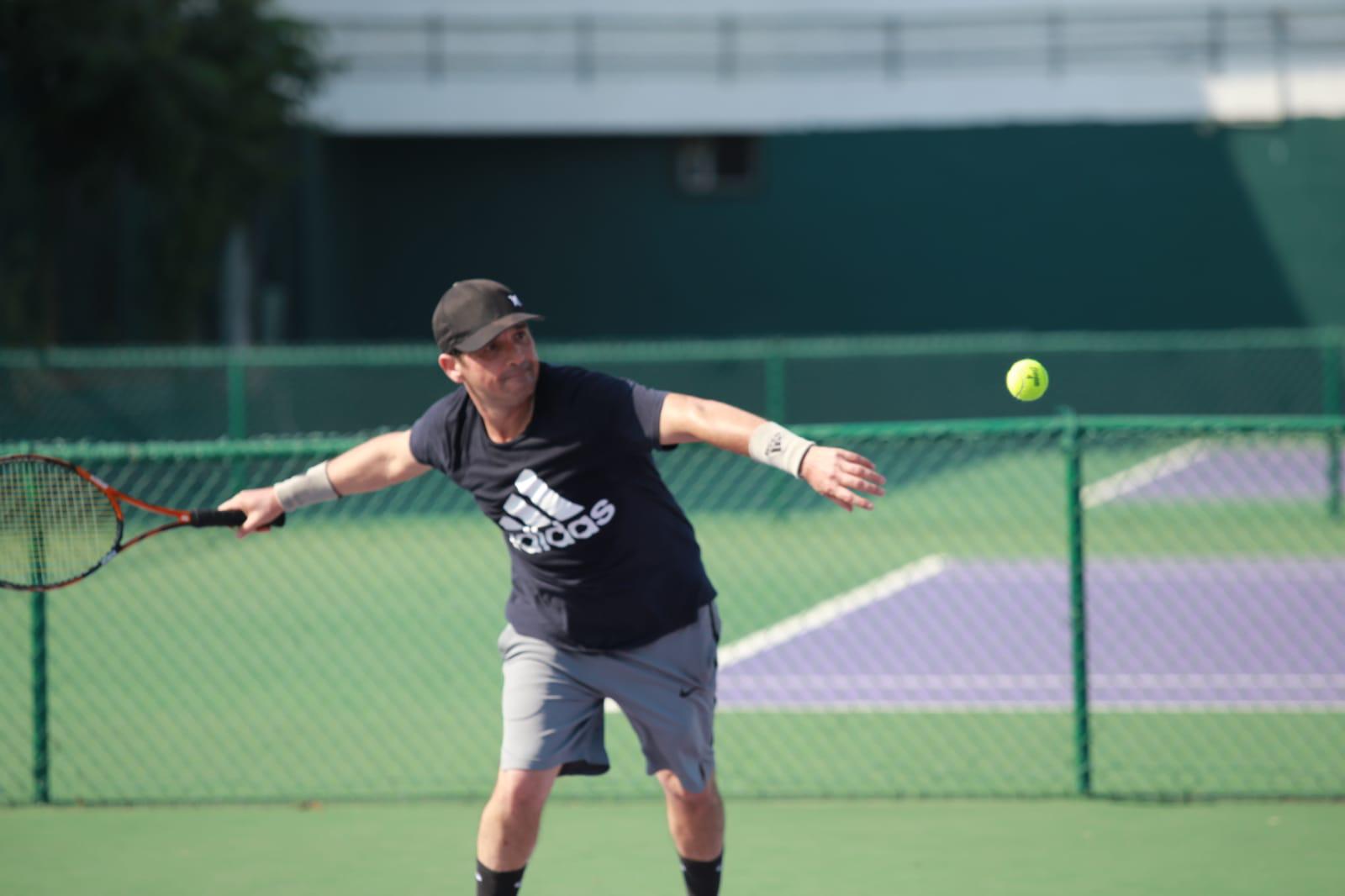 $!Culmina Édgar Acuña con título en Copa de Tenis Amstel Ultra