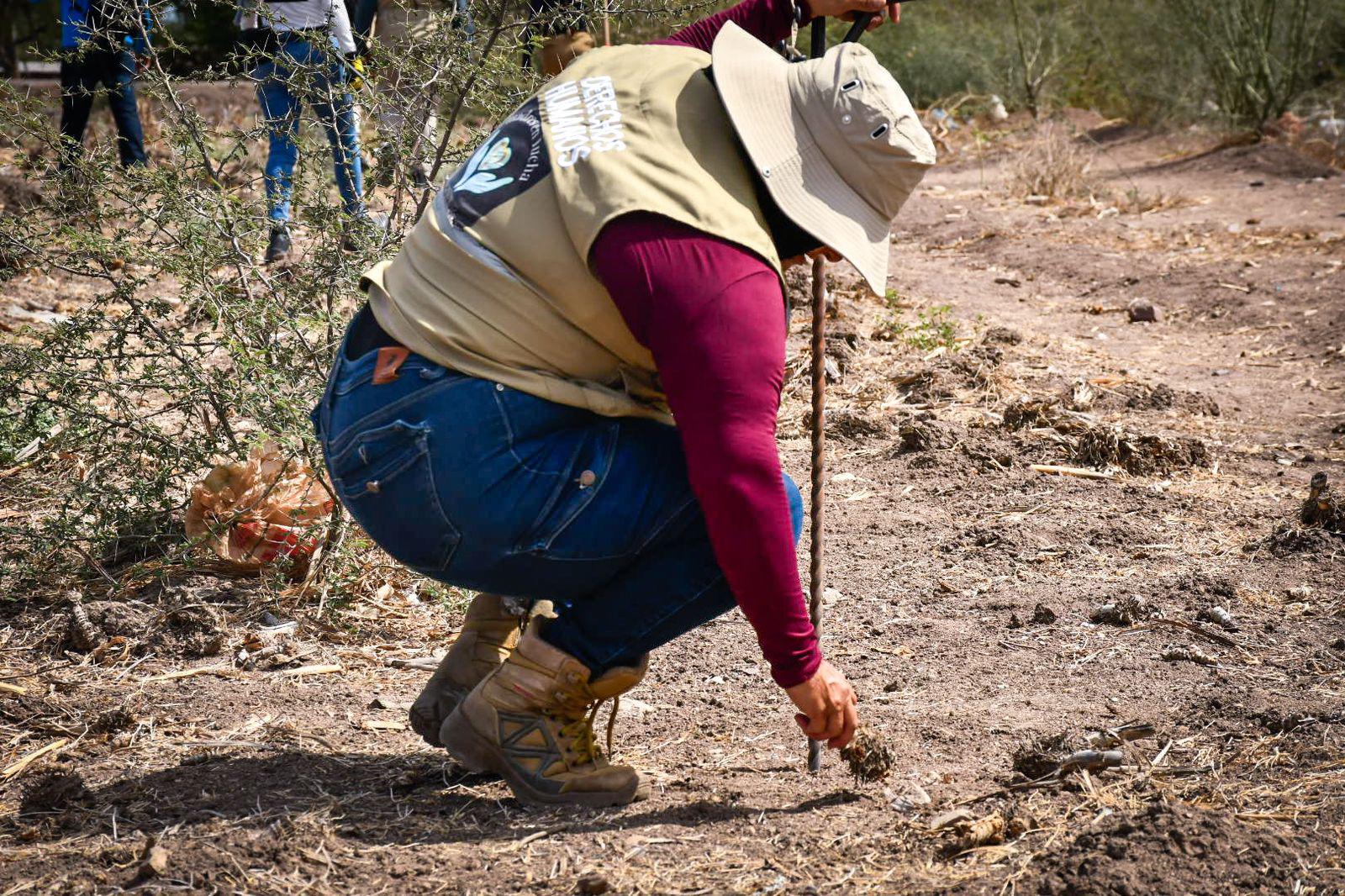 $!Peinan Costa Rica buscando a seis jóvenes desaparecidos; entre parcelas buscaron los cuerpos