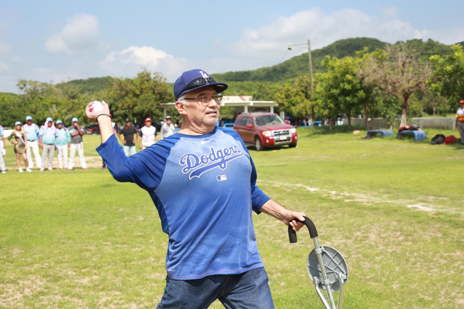 $!Inauguran Segunda Fuerza y 60 Años de Liga de Beisbol del Chololos