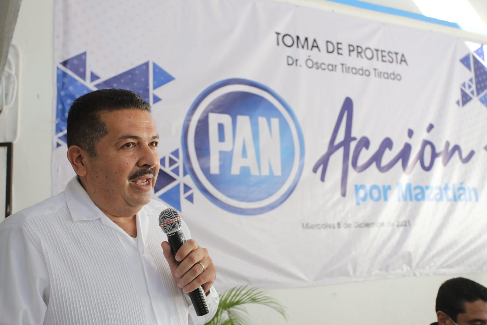 $!Asume Óscar Tirado presidencia del PAN en Mazatlán