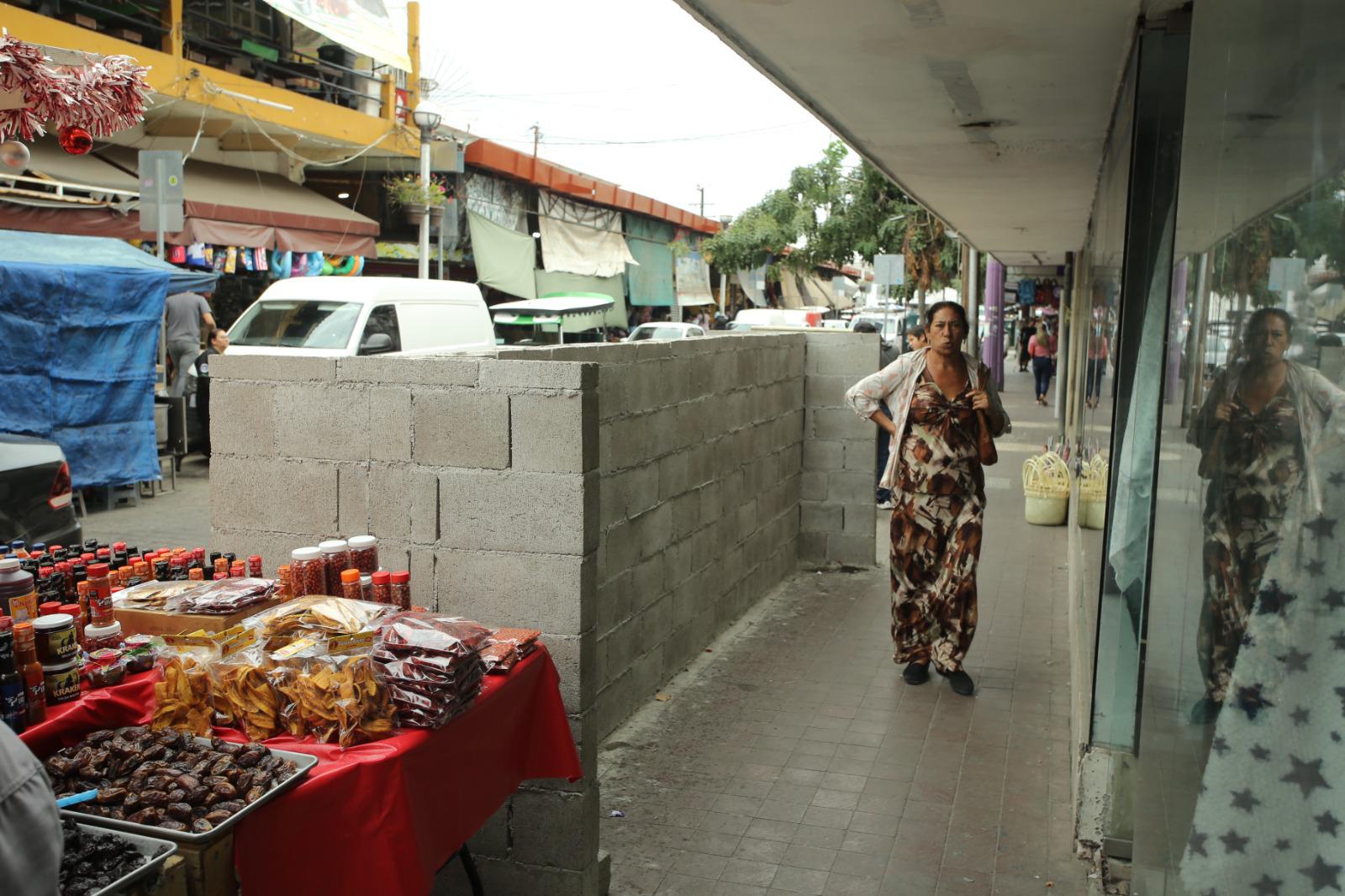 $!Ante cableado eléctrico riesgoso del Mercado Pino Suárez en Mazatlán, preocupa a los locatarios retrasos en rehabilitación