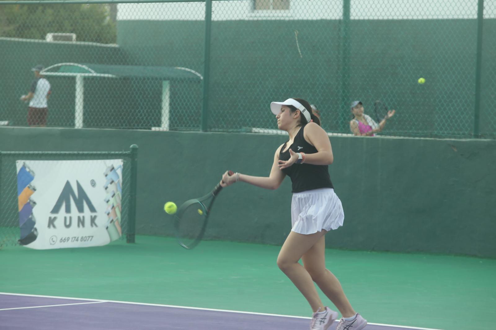 $!Mazatlecos mantienen el dominio en el Nacional G2 Sinaloa de tenis