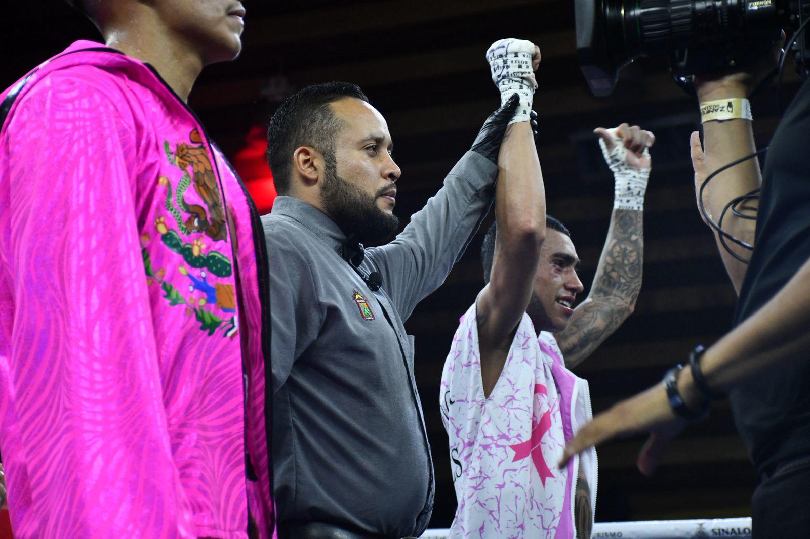 $!Jonathan Fierro vence a Leobardo Quintana por decisión unánime en Culiacán