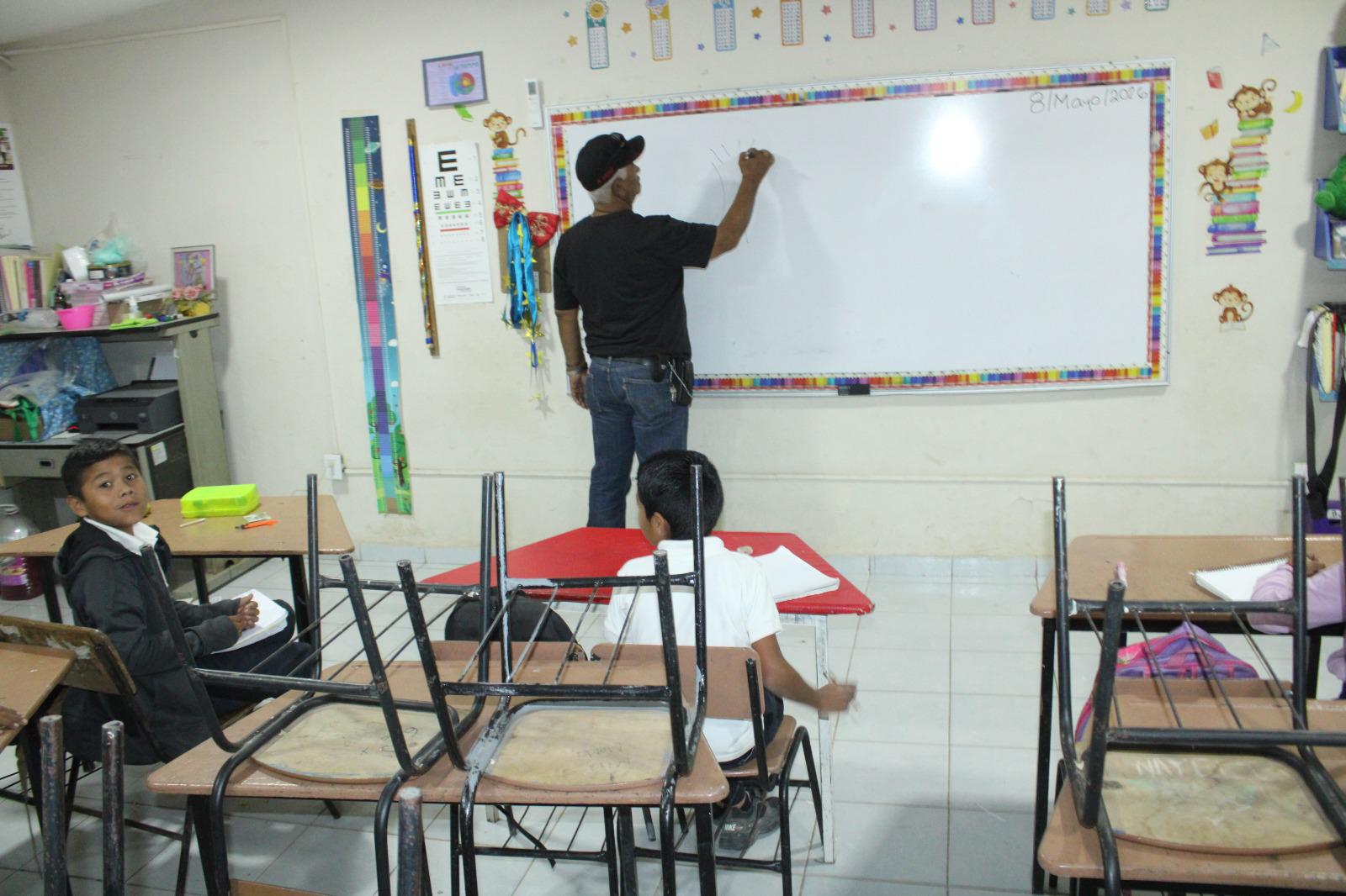 $!José Ramón, 31 años de enseñar en escuelas rurales