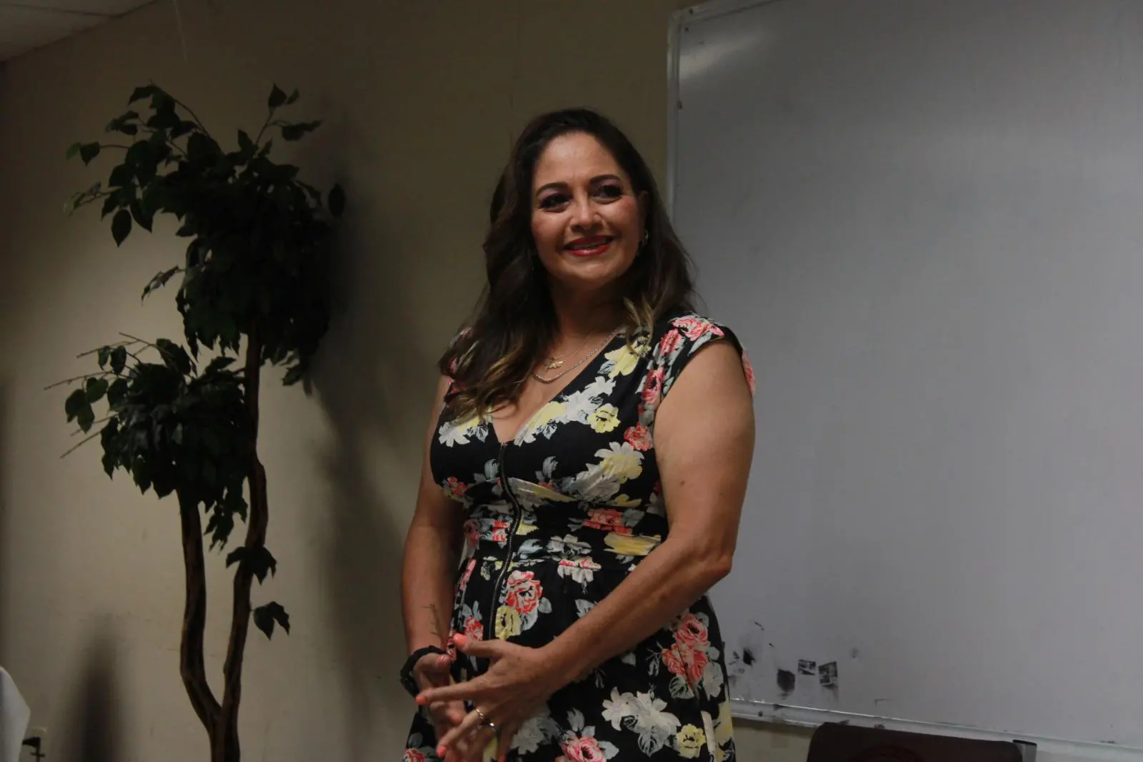 $!Gaby Fernández de Lara comparte su experiencia y ética en panel sobre periodismo deportivo en Culiacán