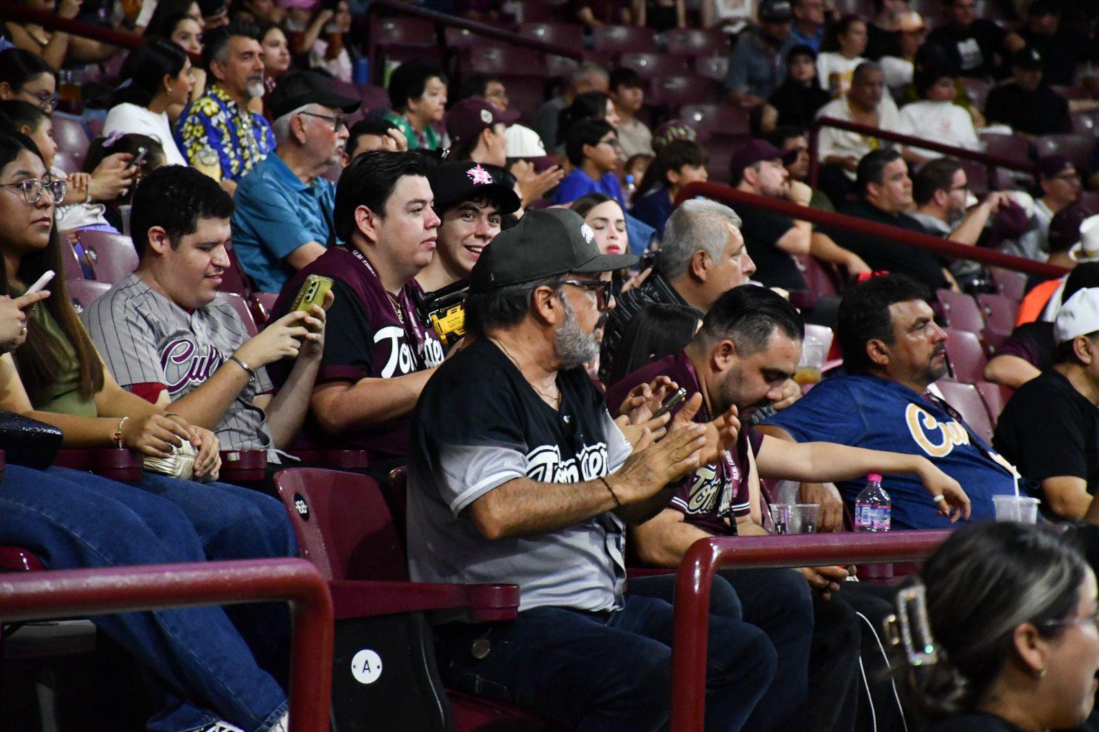 $!Mexicali impone su poder ofensivo y empata la Serie Rosa en Culiacán