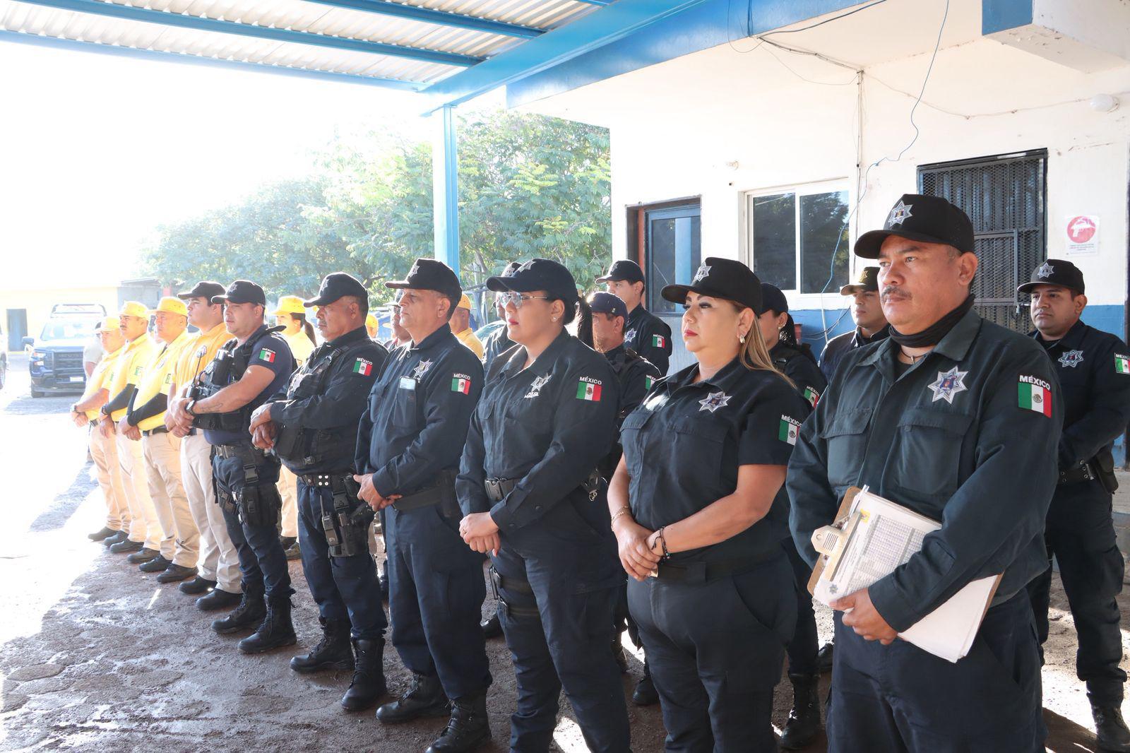 $!Recibe personal de Seguridad Pública de Rosario nuevos uniformes