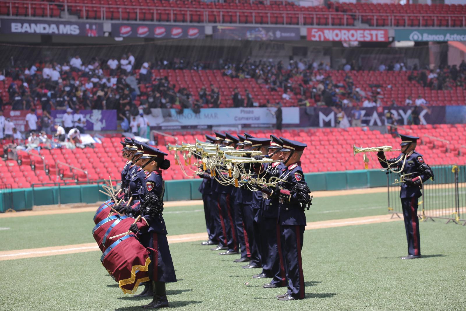 $!Bandas de Guerra de todo el País participan en Encuentro Perla del Pacífico