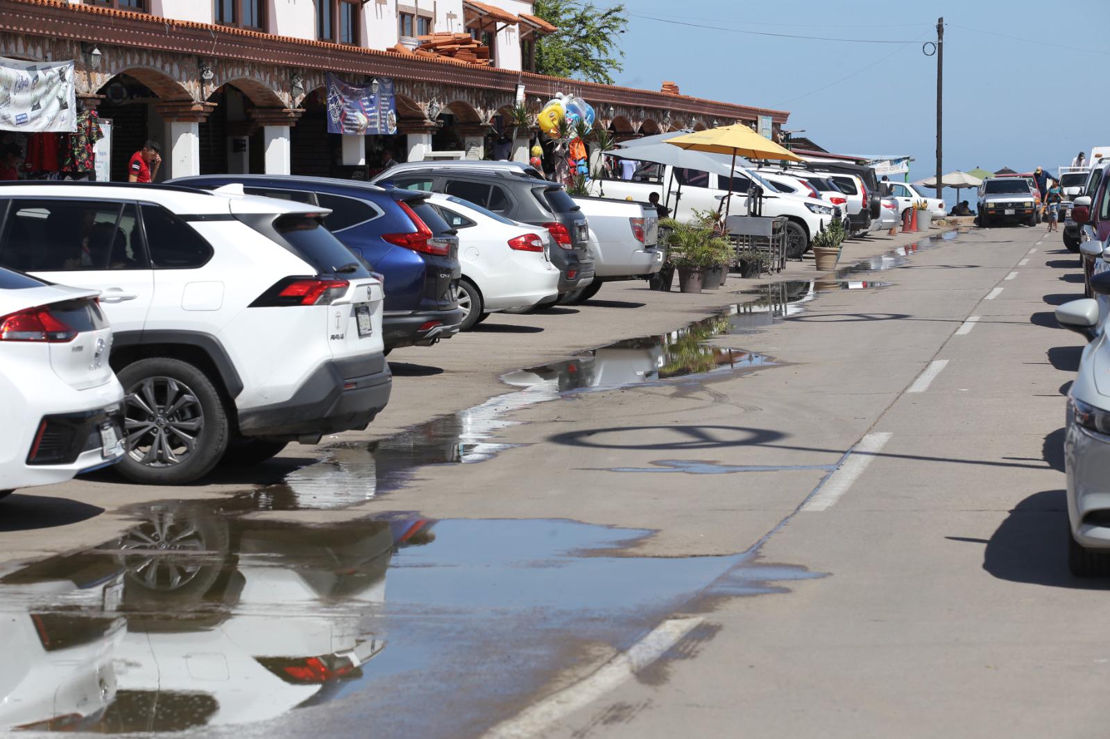 $!Recibe zona de Cerritos, en Mazatlán, descargas de aguas residuales