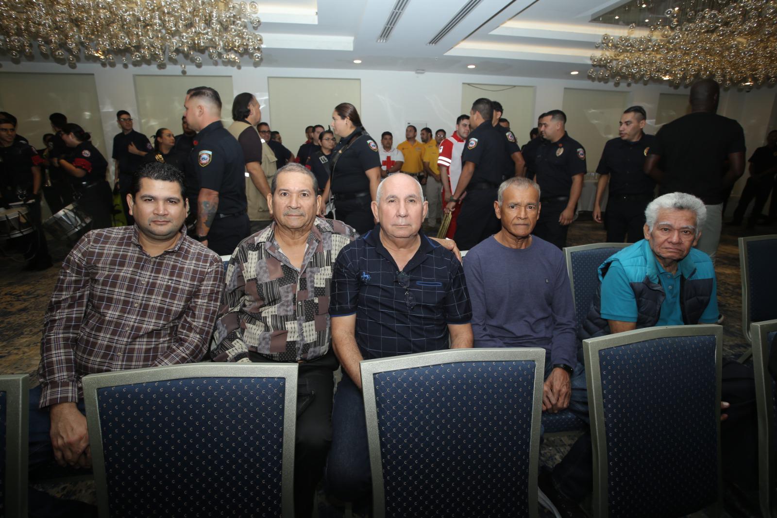 $!Enrique Villamil, José Villamil, Víctor Rivera, José Saucedo y Magdaleno Orozco.