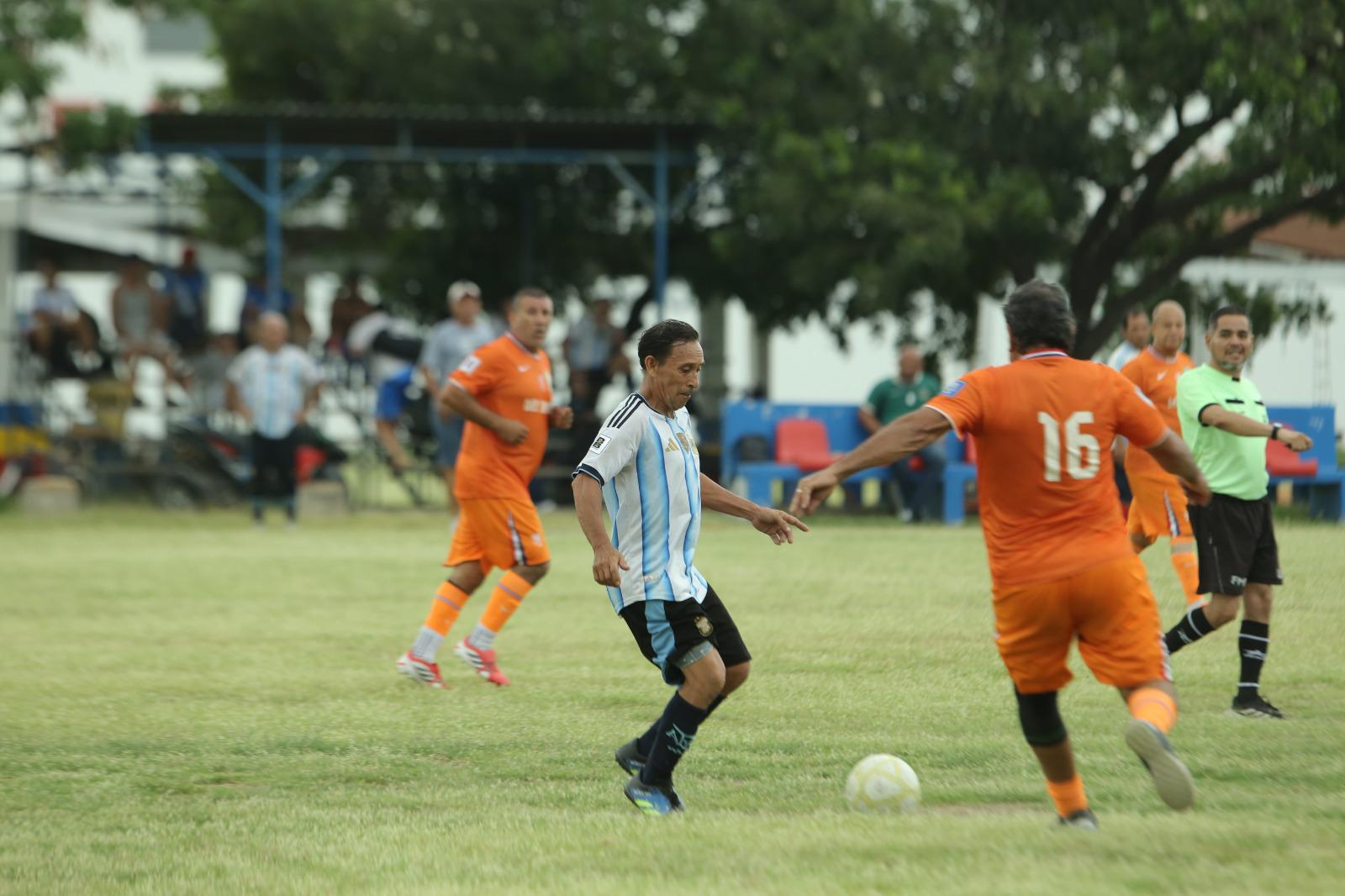 $!Definidas las semifinales de 55 años y más, en Club Muralla