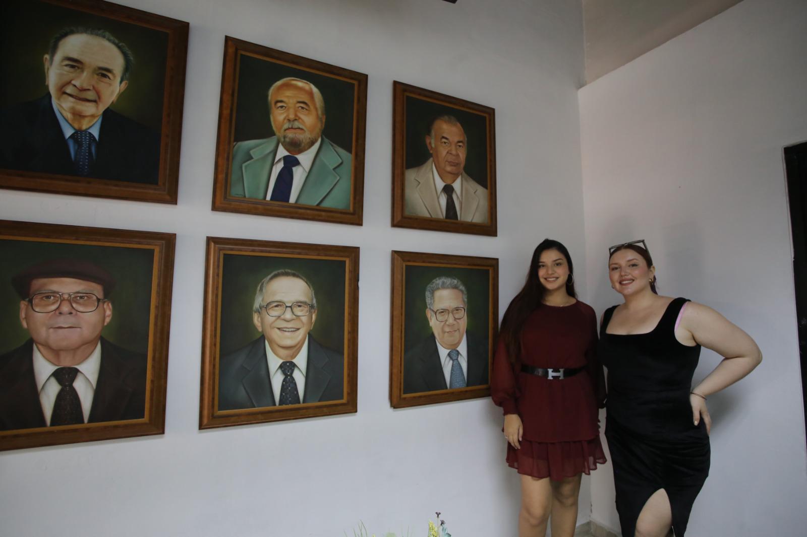 $!Las cantantes de ópera en su visita a Noroeste Mazatlán comentaron que están preparando un concierto con mucho amor y calidad.