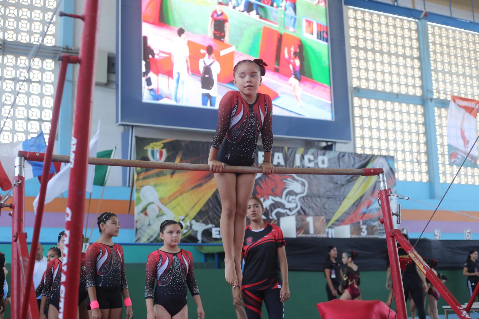$!Brillante cierre de la Copa Estatal de Gimnasia Artística en Mazatlán con actuaciones destacadas