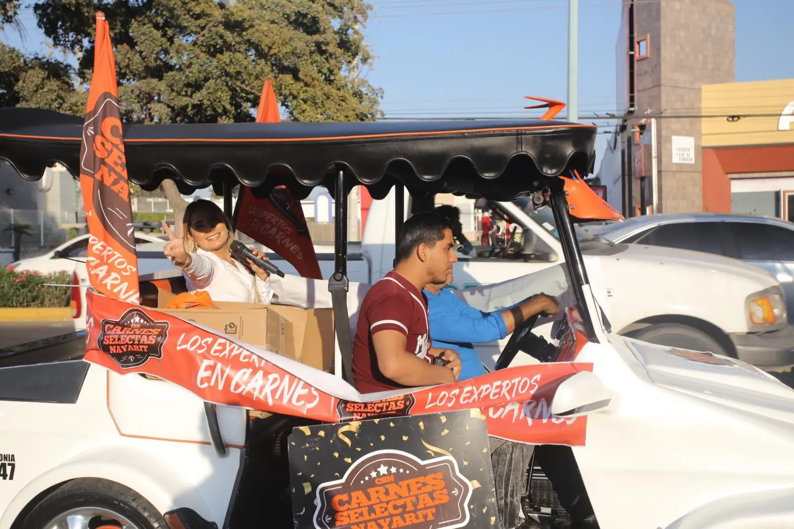 $!Caravana anuncia apertura de nueva sucursal de Carnes Selectas Nayarit en Mazatlán