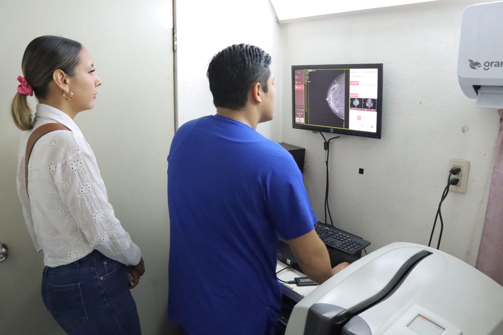 $!Atiende Unidad Móvil de la Mujer a rosarenses en el marco de la lucha contra el Cáncer de Mama