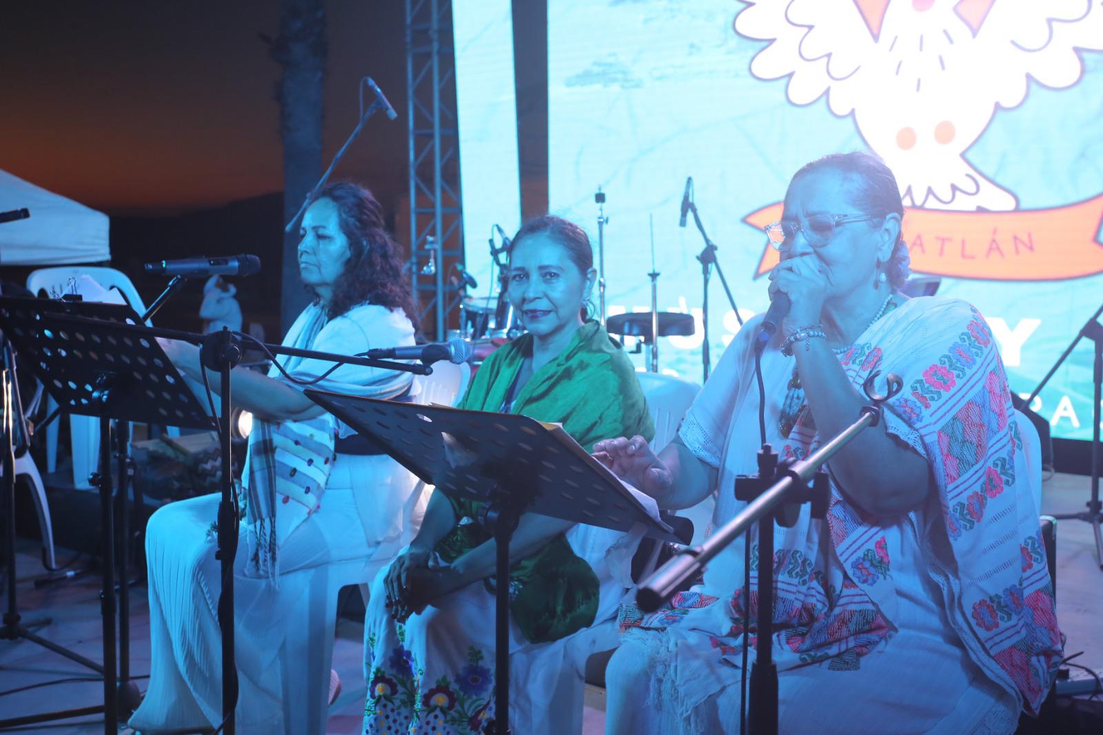 $!Combinan artistas locales música y paz en concierto cultural en Mazatlán