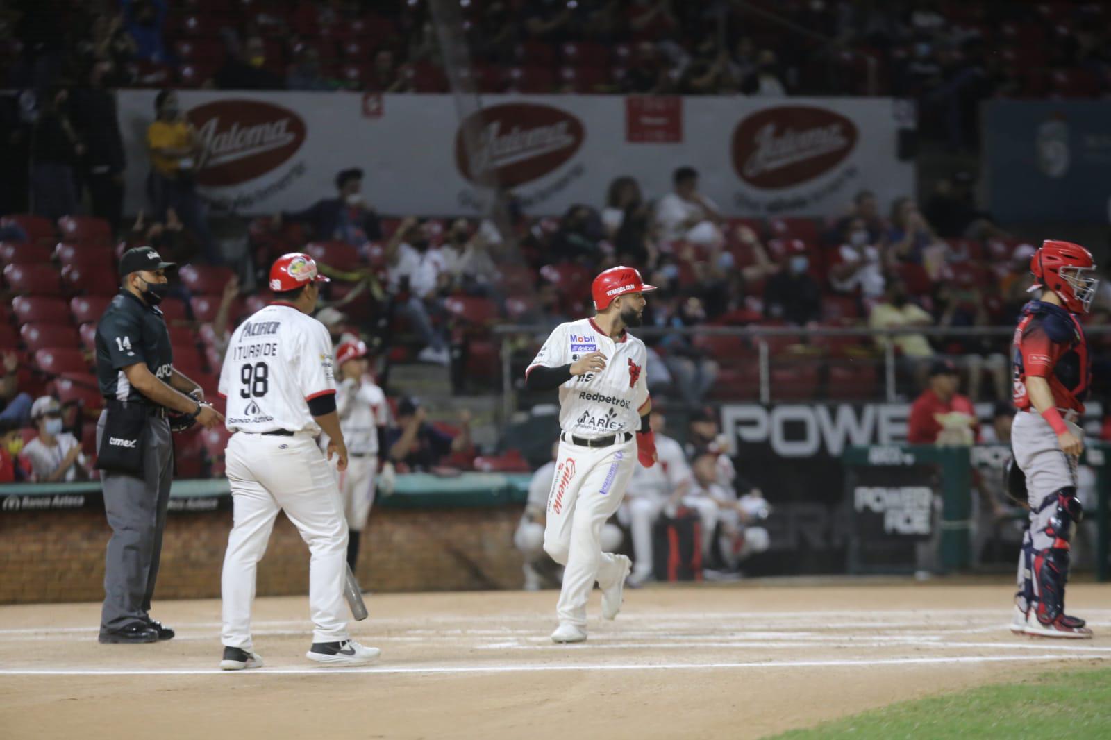 $!Venados de Mazatlán cae en extrainnings ante Mayos y complica su panorama rumbo a playoffs