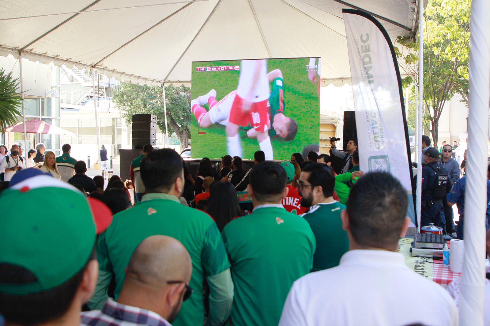 $!Gobierno de Culiacán instala pantalla para transmitir el primer juego de México en Qatar