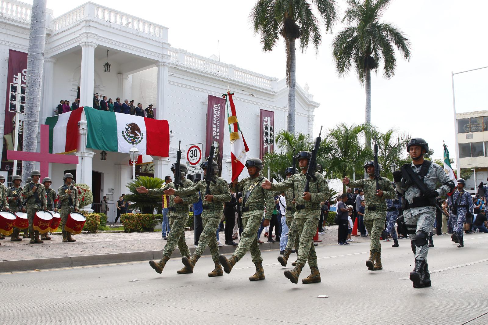 $!Realizan desfile militar en Culiacán por la Independencia de México