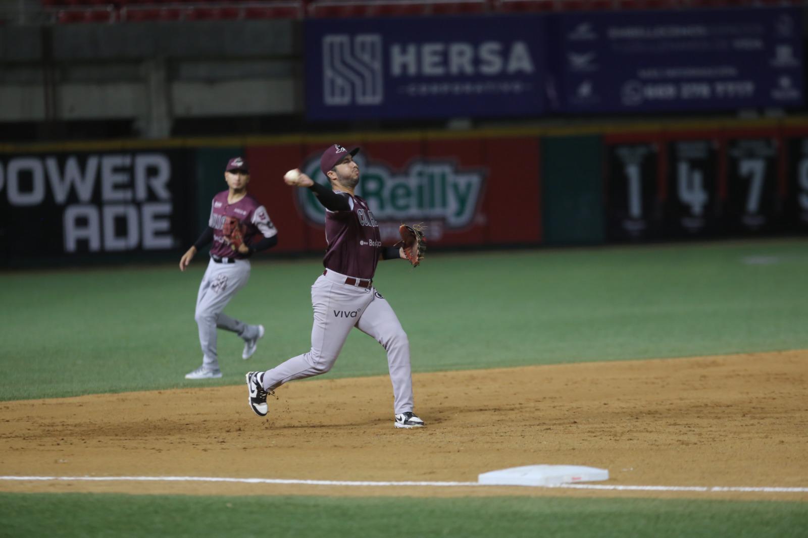 $!Urquidy guía a Venados al triunfo sobre Tomateros para igualar la serie