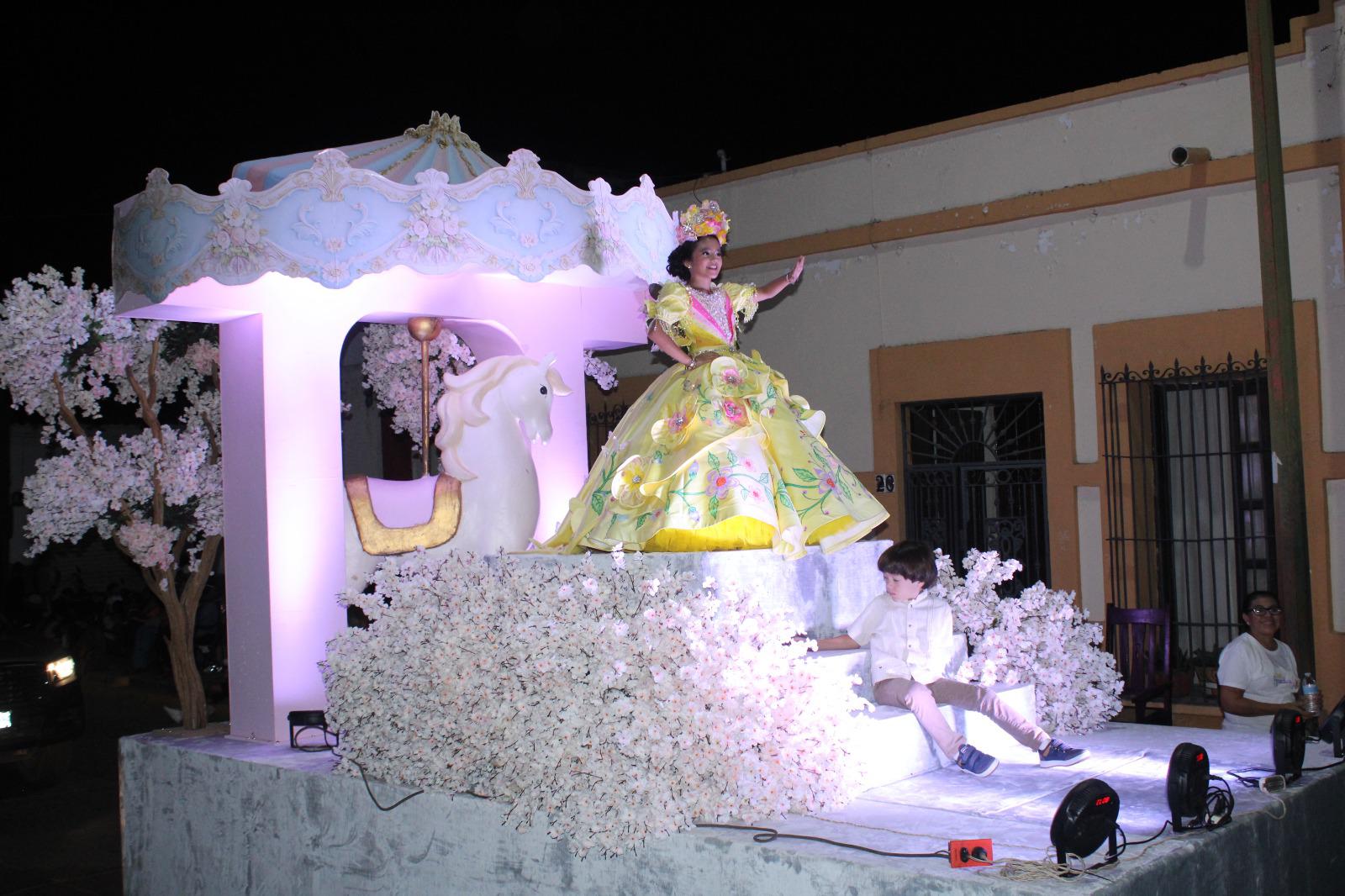 $!Desfile de la Feria de la Primavera llena de alegría las calles de El Rosario