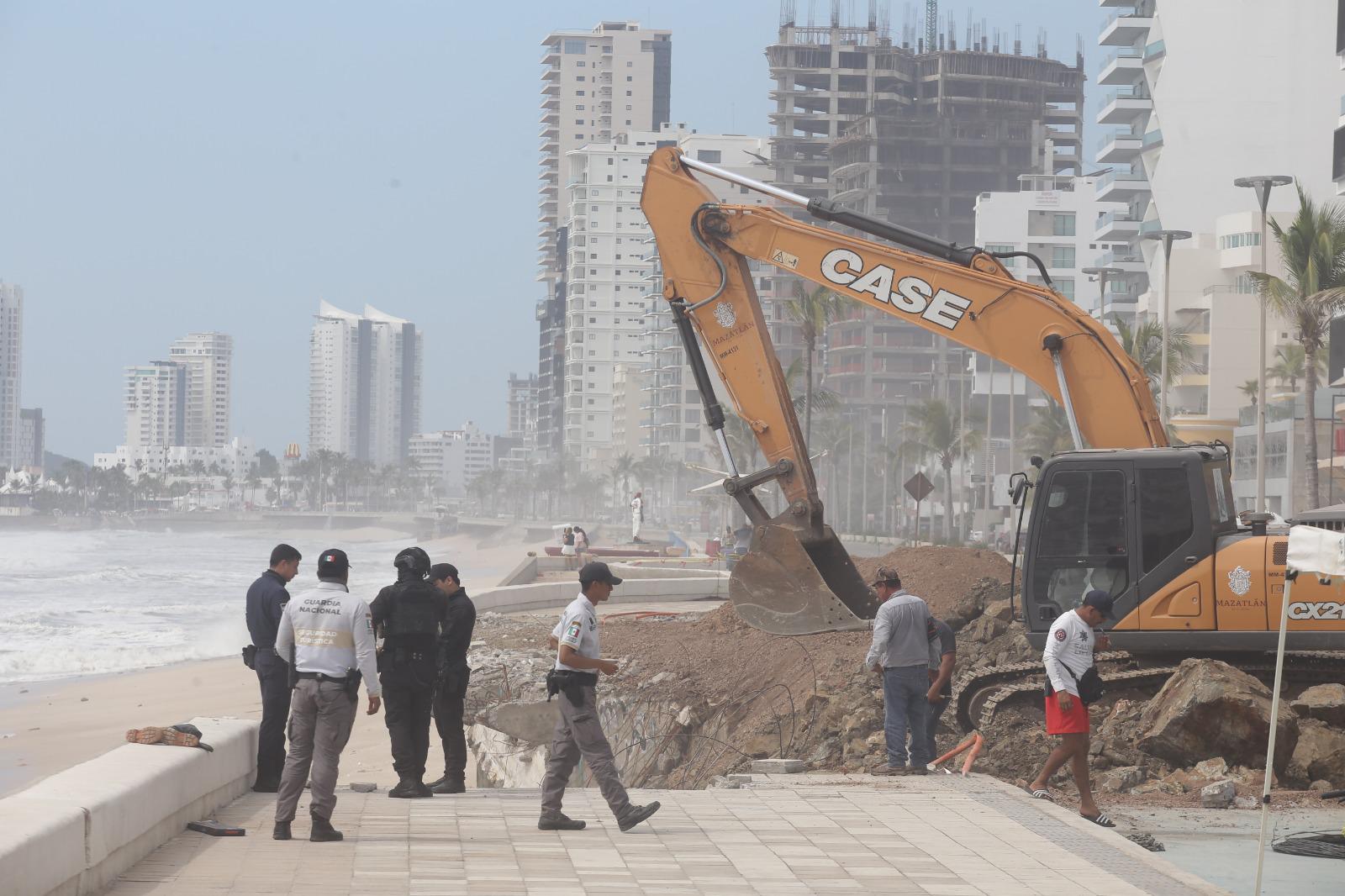 $!Generan ciclones, fenómeno del Niño y construcciones en áreas no permitidas erosión en playas: oceanólogo