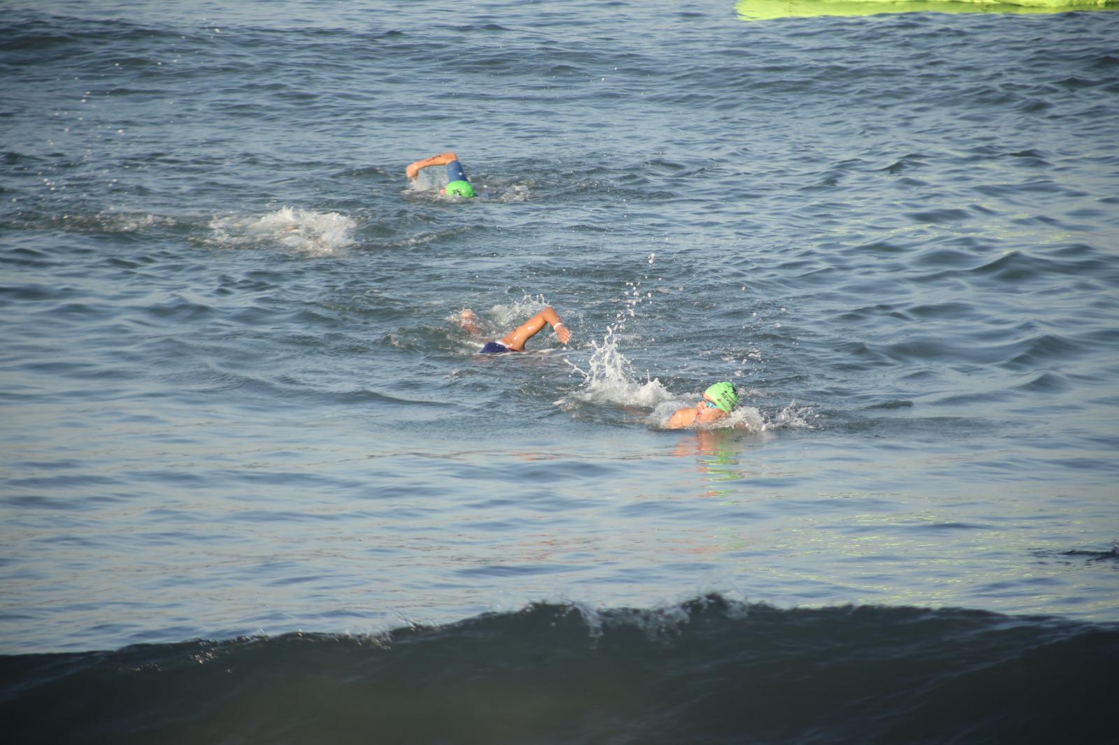 $!Hiram Aldrete y María Guadalupe Cháidez son los monarcas del Duatlón Pacífico Mazatlán