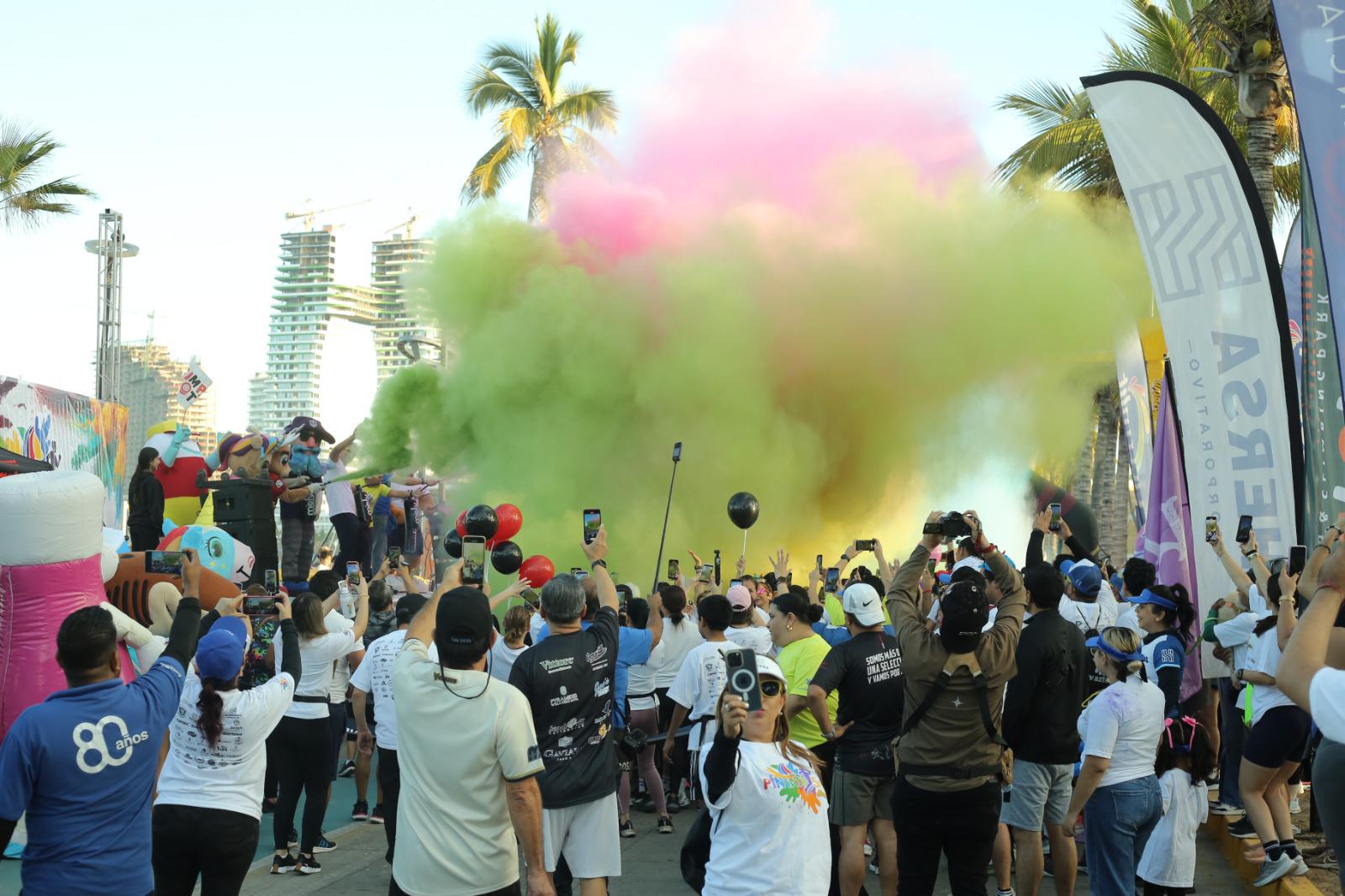$!Se vive fiesta deportiva y de colores en la Carrera Píntate 5K Mazatún