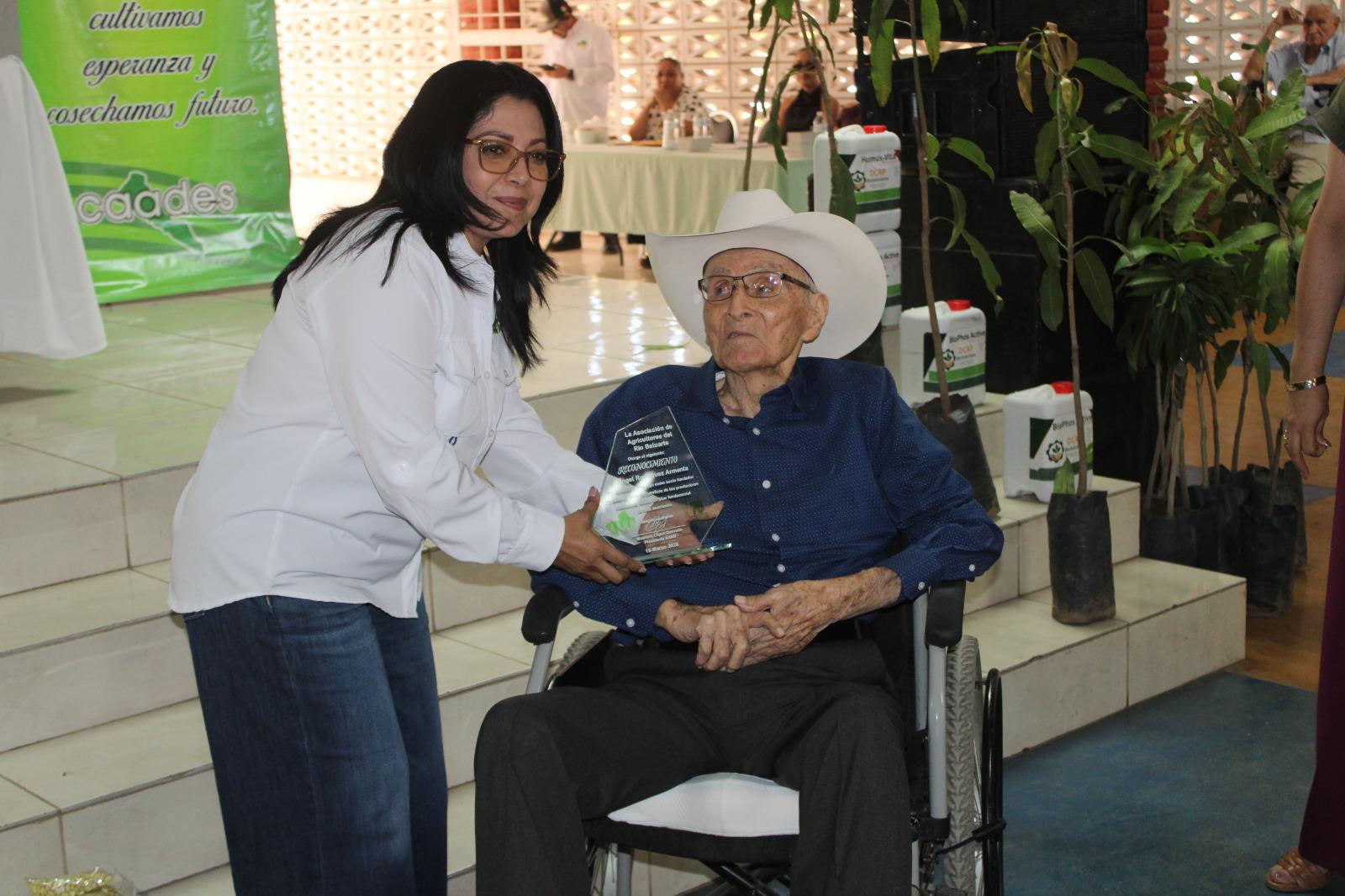 $!Agricultores del Río Baluarte rinden informe con logros y alertas para el campo