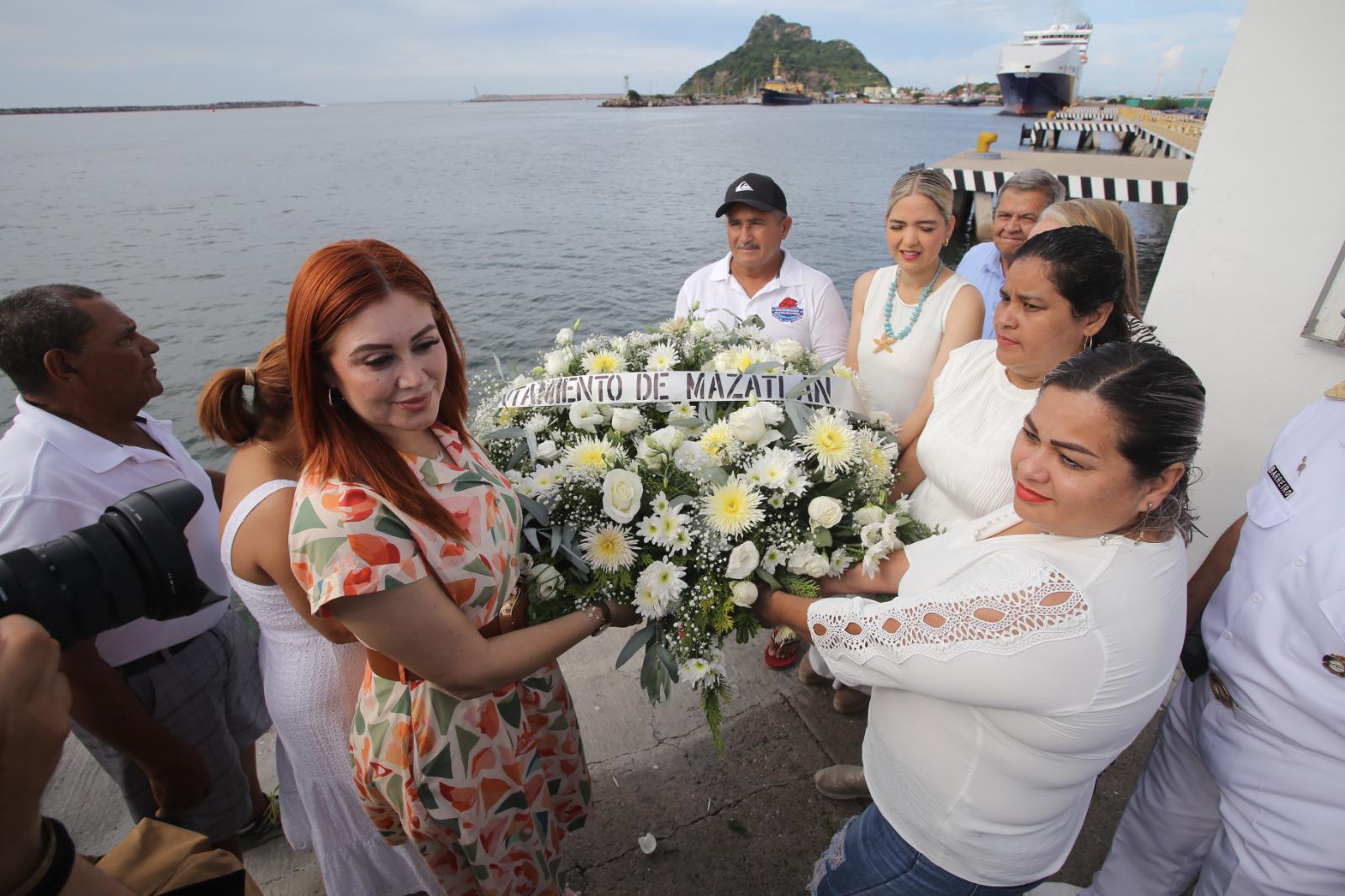 $!Con honores y después de 30 años, recuerdan a los pescadores fallecidos por los huracanes Ismael y Newton