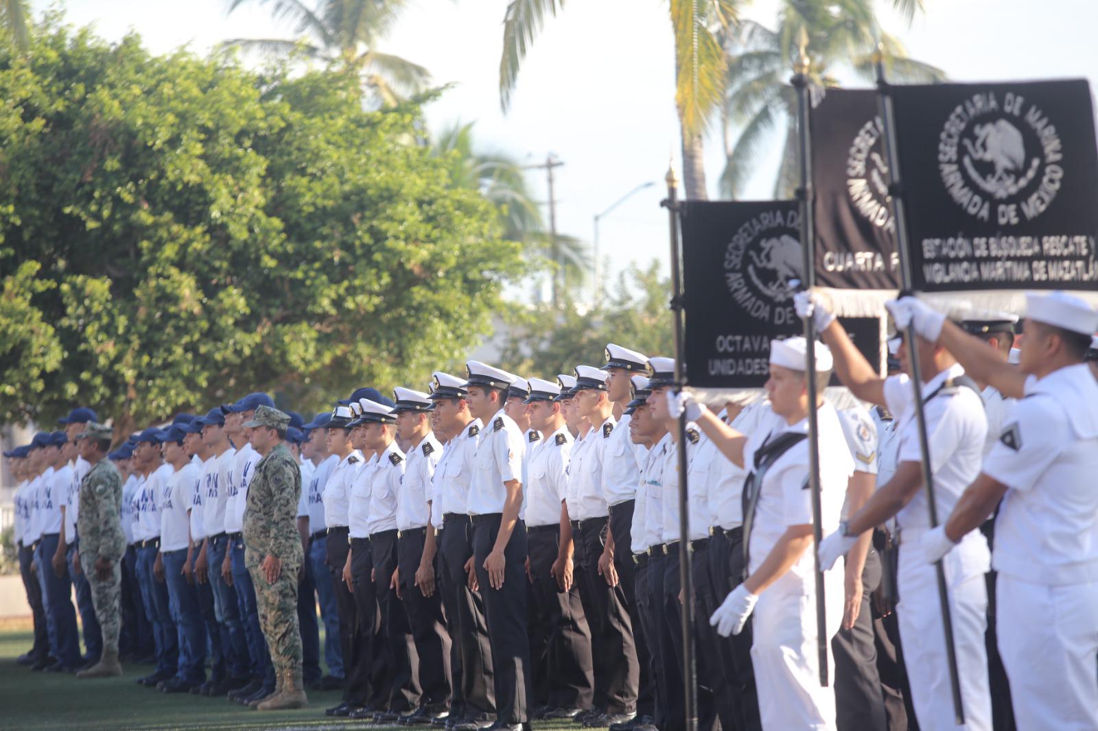$!Concluyen 85 jóvenes su Servicio Militar y reciben cartilla liberada en la Cuarta Región Naval