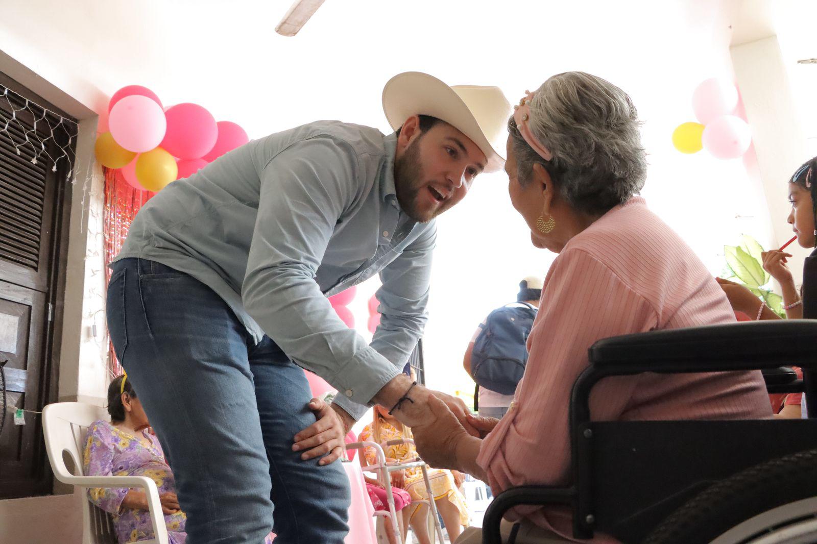 $!Celebran a Sofía y Catalina en el Asilo de Ancianos de Rosario