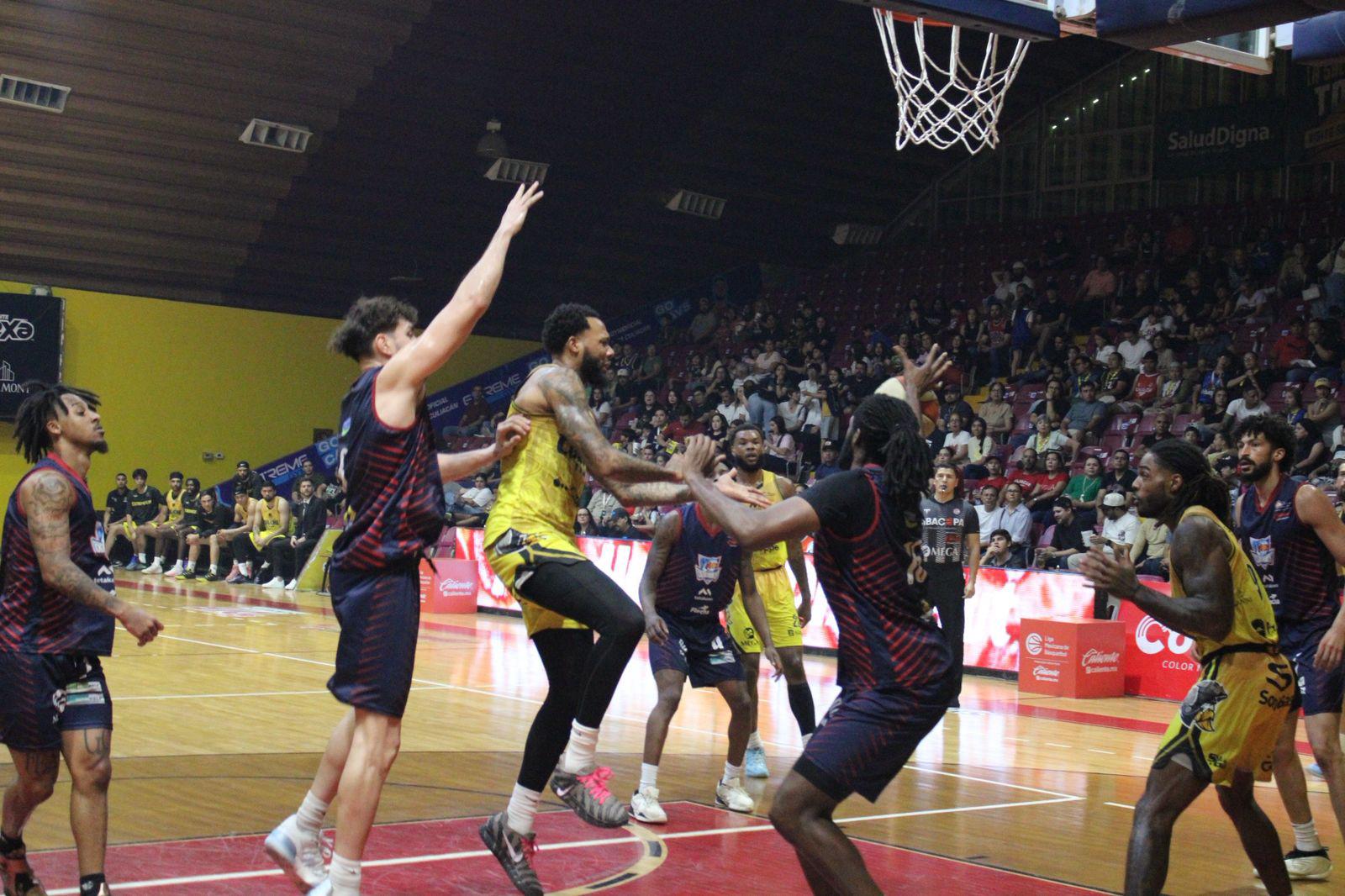 $!Caballeros complica su pase a playoffs tras caer ante Ostioneros