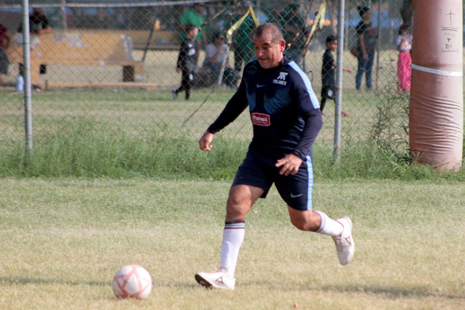 $!Ingenieros logra punto extra en Liga Veteranos Platino, en Mazatlán