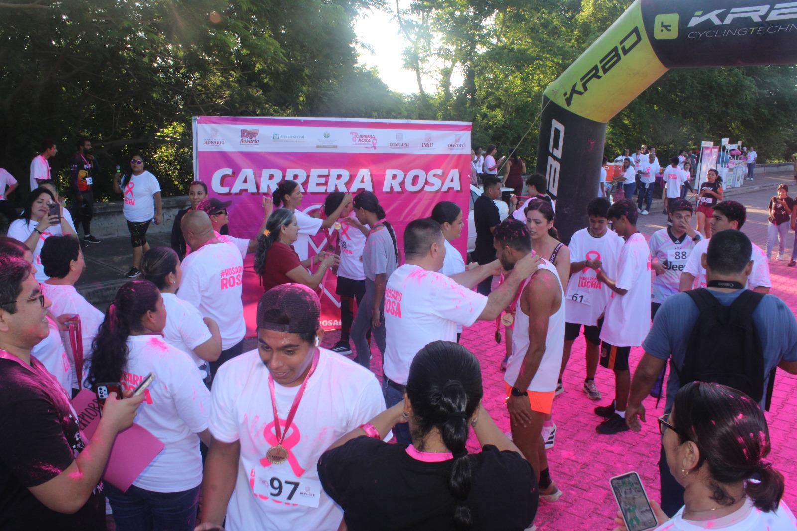 $!Más de 400 rosarenses corren y caminan en la primera Carrera Rosa
