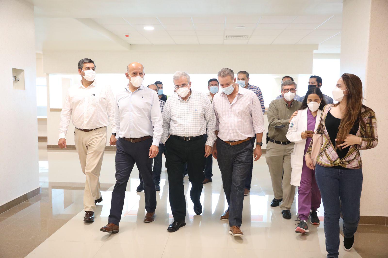 $!Director del Insabi emprende gira por Culiacán; inaugurarán nuevos hospitales el 12 de septiembre