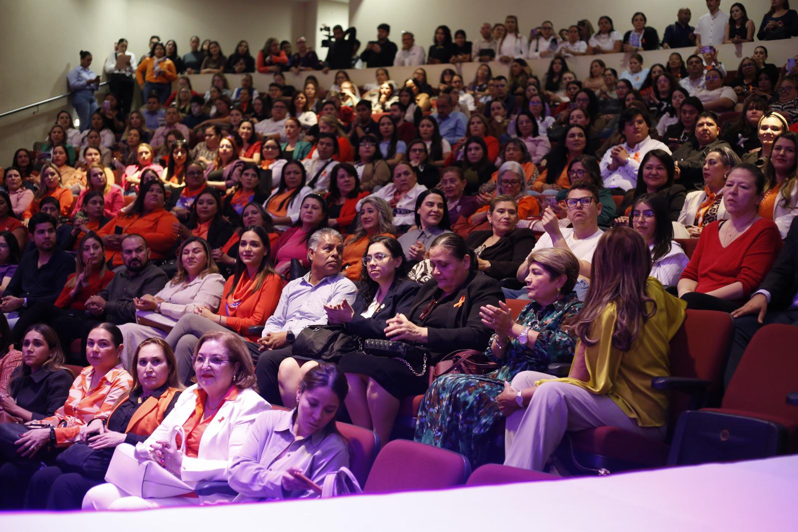 $!Urge fortalecer a la policía cibernética ante crecimiento de delitos digitales: Olimpia Coral Melo Cruz desde Sinaloa