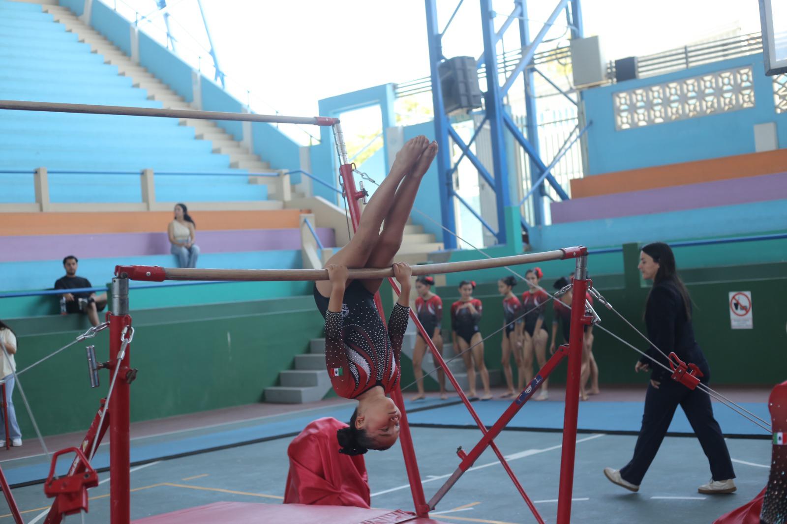 $!Brillante cierre de la Copa Estatal de Gimnasia Artística en Mazatlán con actuaciones destacadas