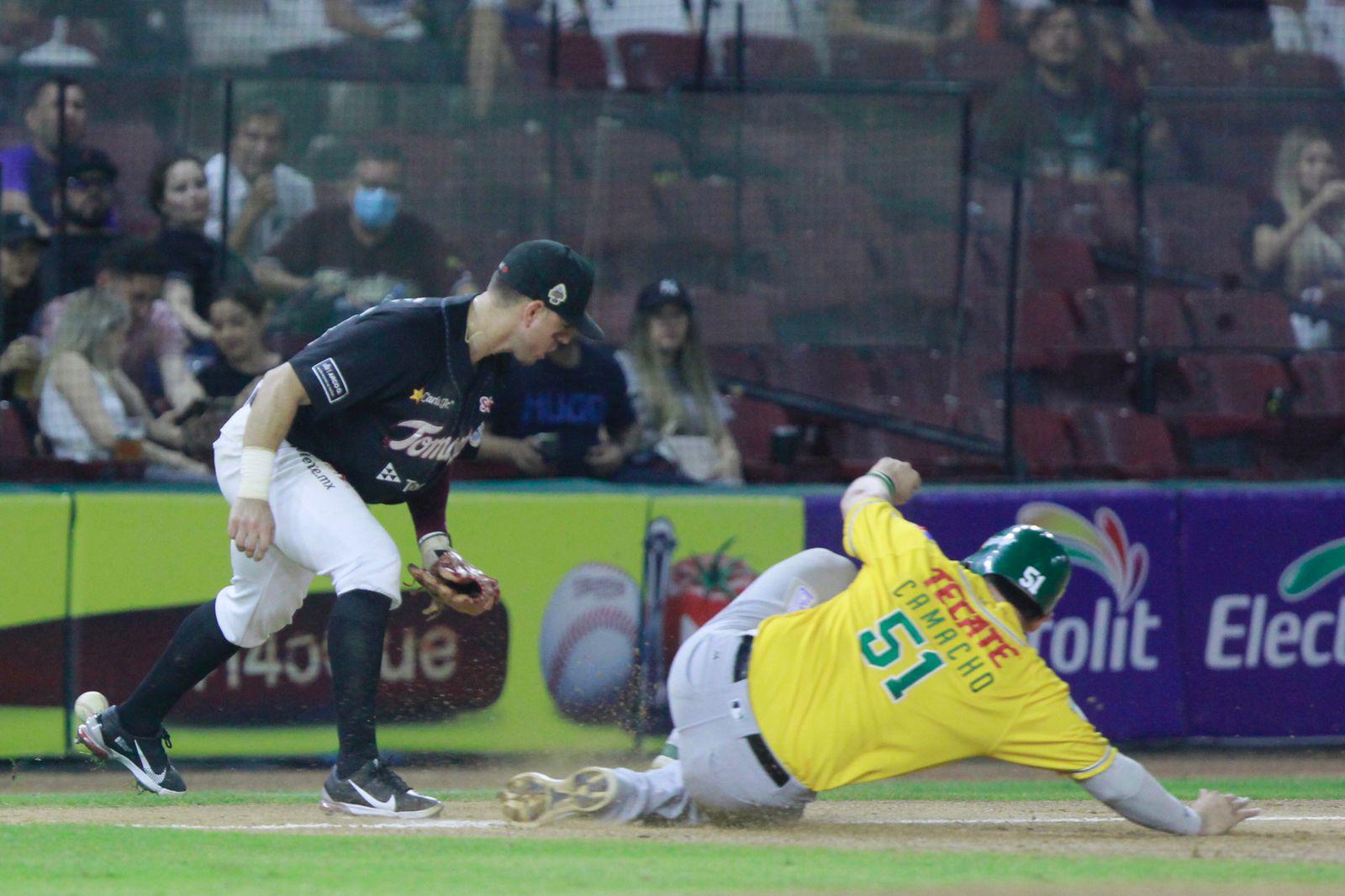 $!Cañeros se queda con el juego del honor en Culiacán